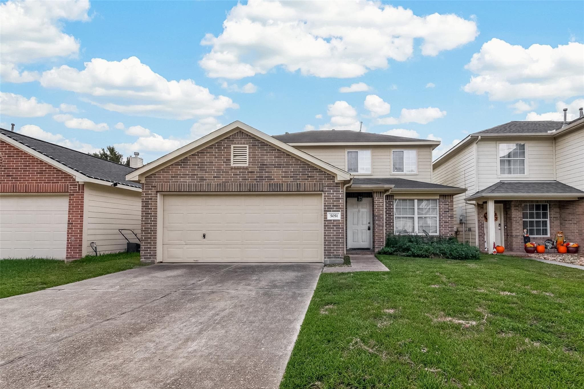 5051 Willow Point Drive