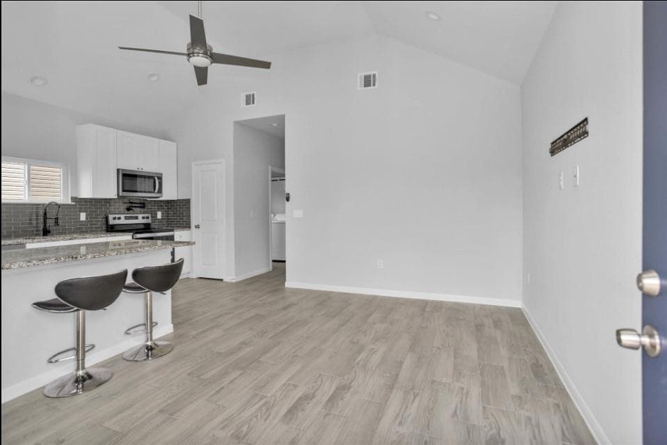 16694 E Juneau