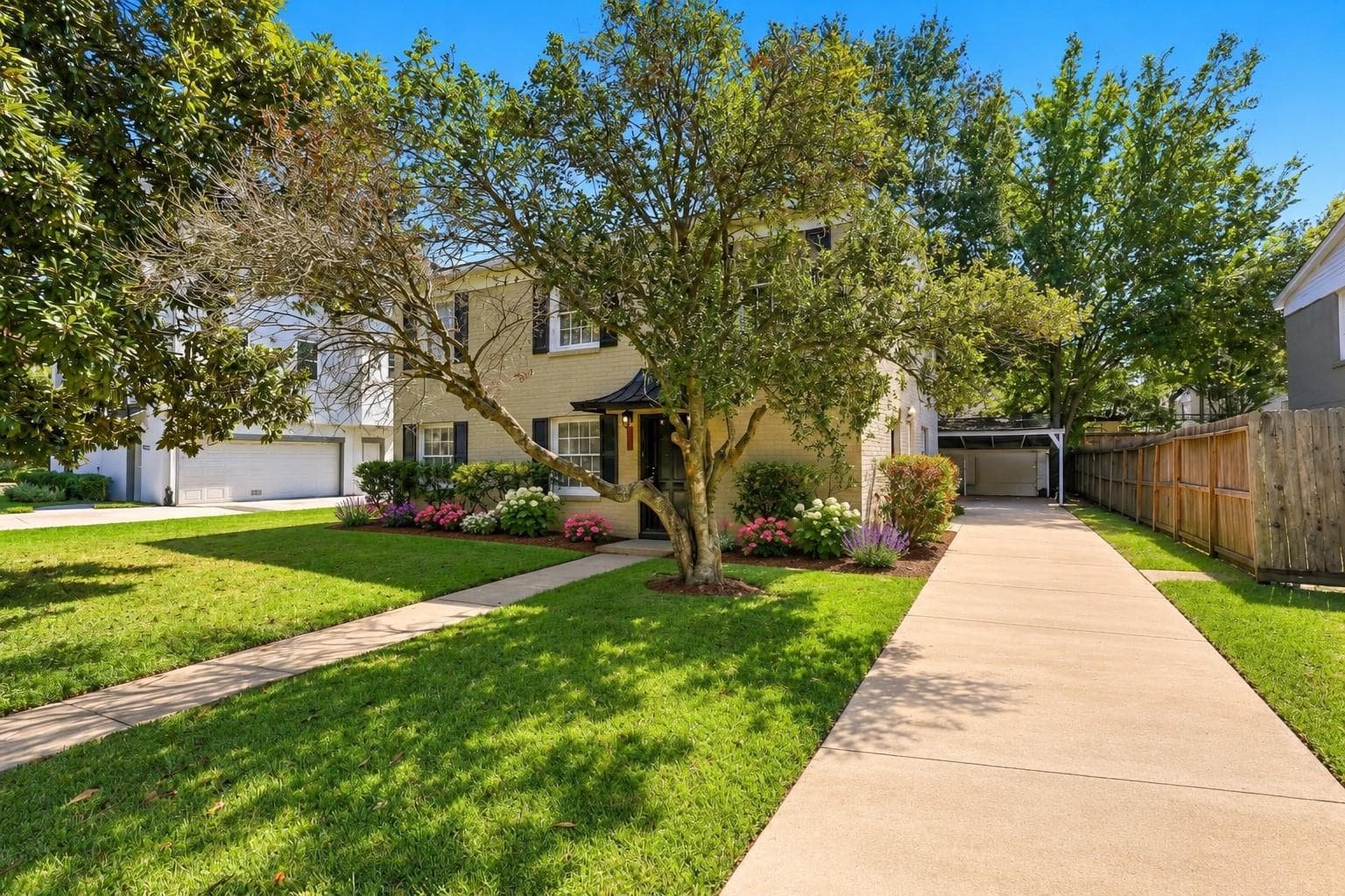 4505 Larch Lane #B