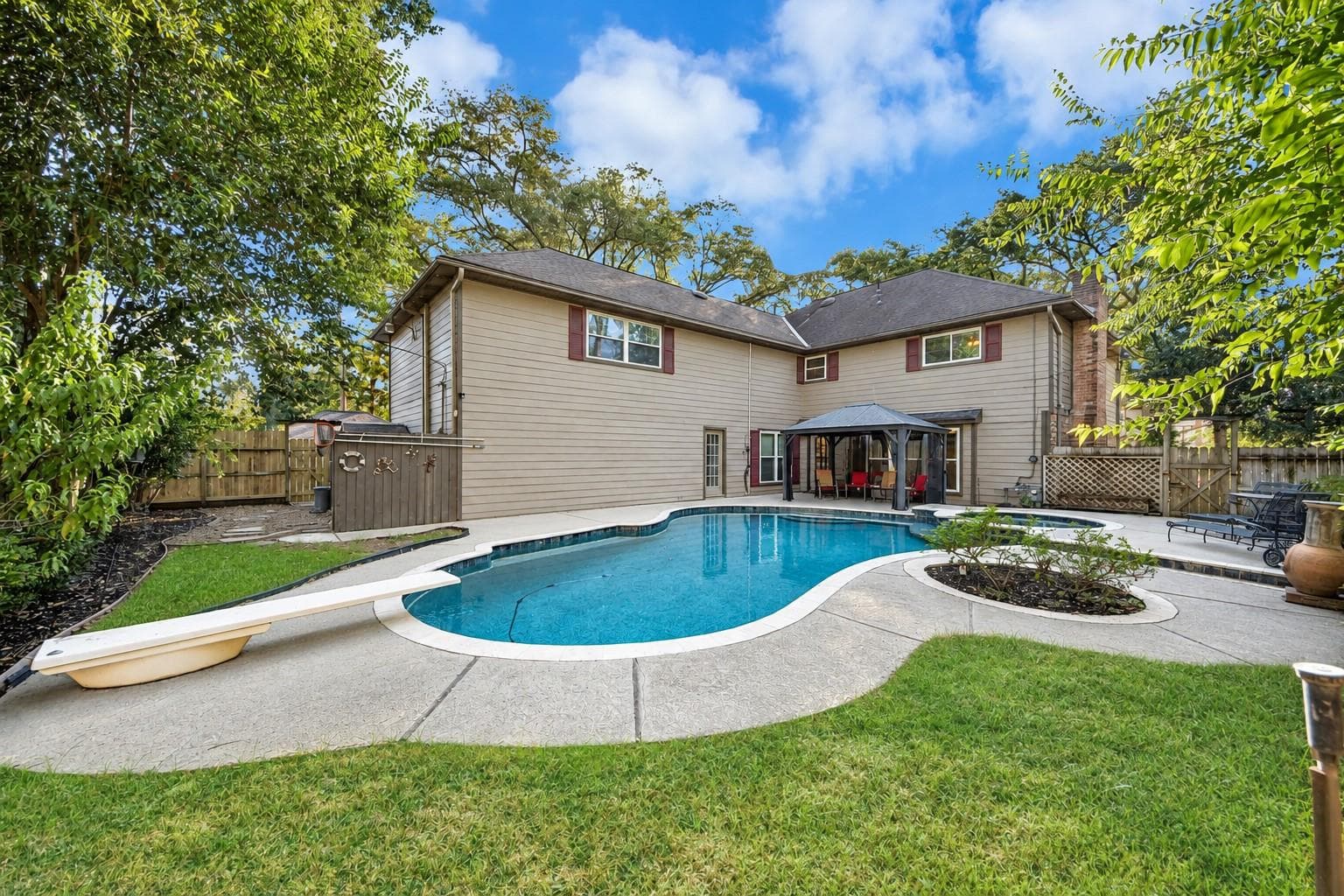5302 Boyce Springs Drive