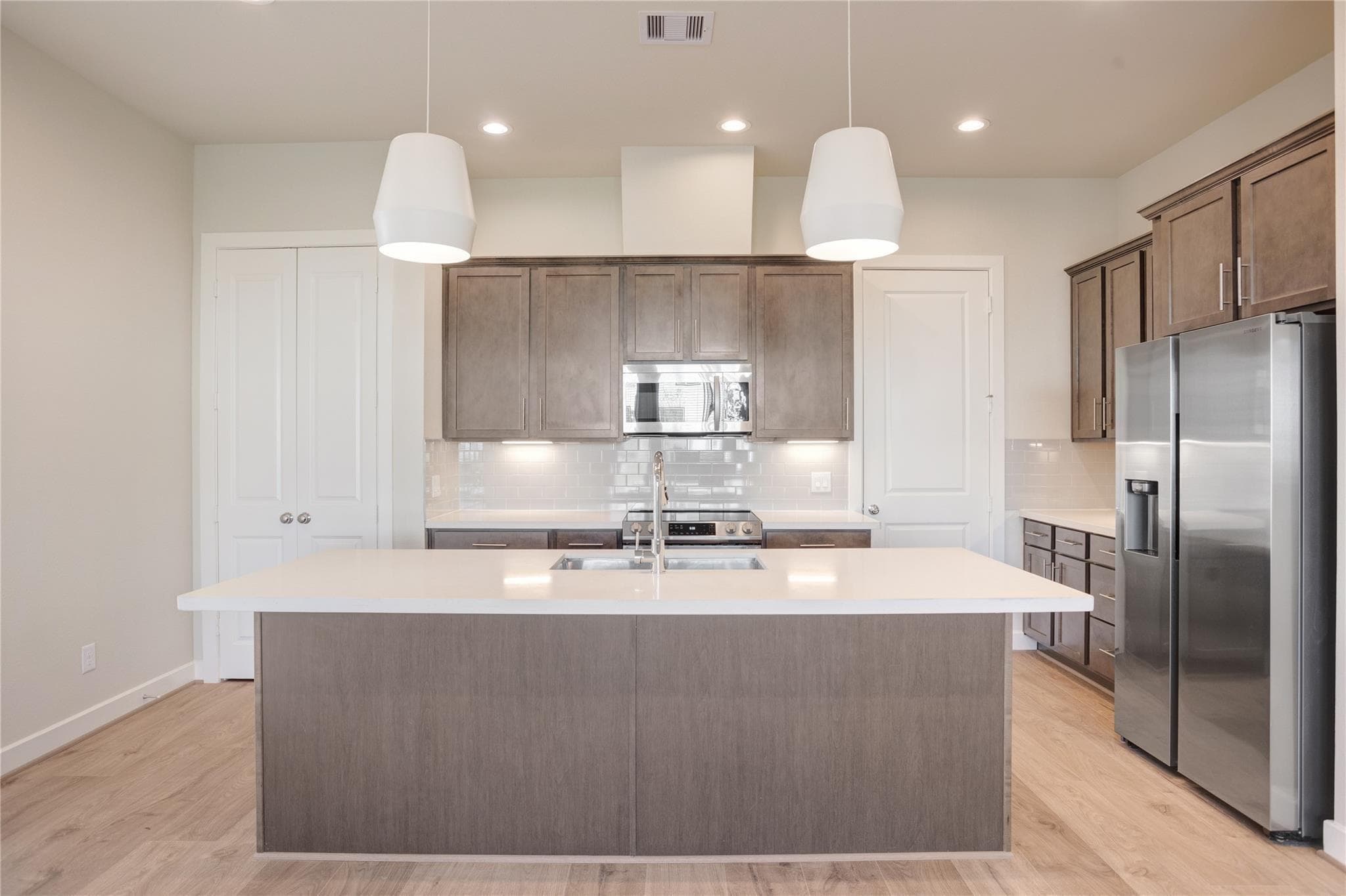 5923 Jasper Jones Way