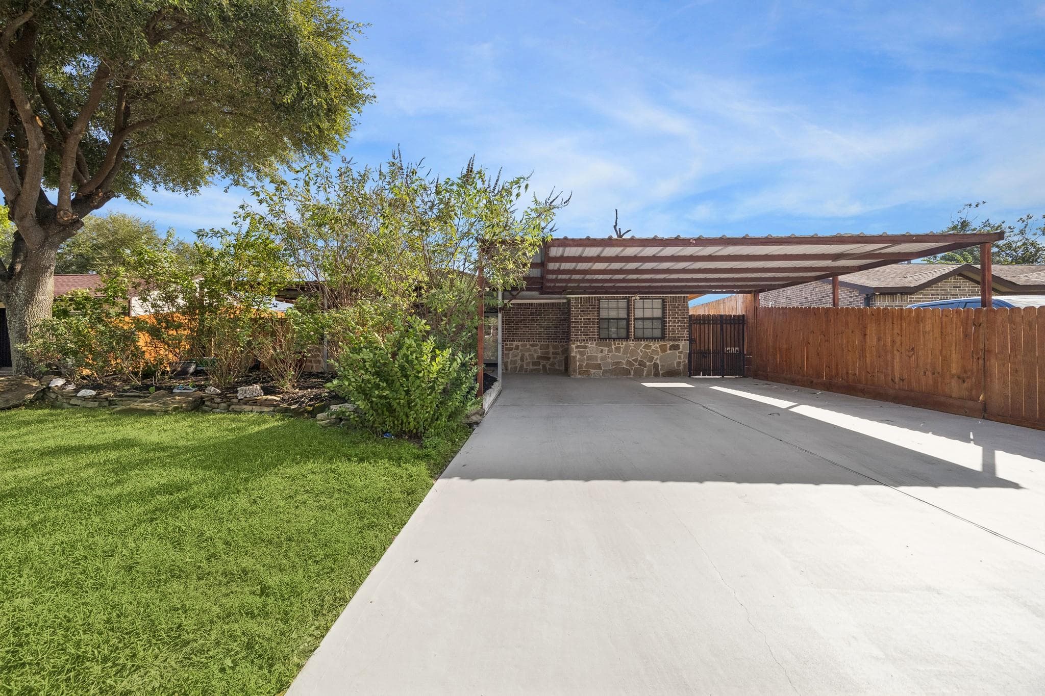 10702 Duncum Street