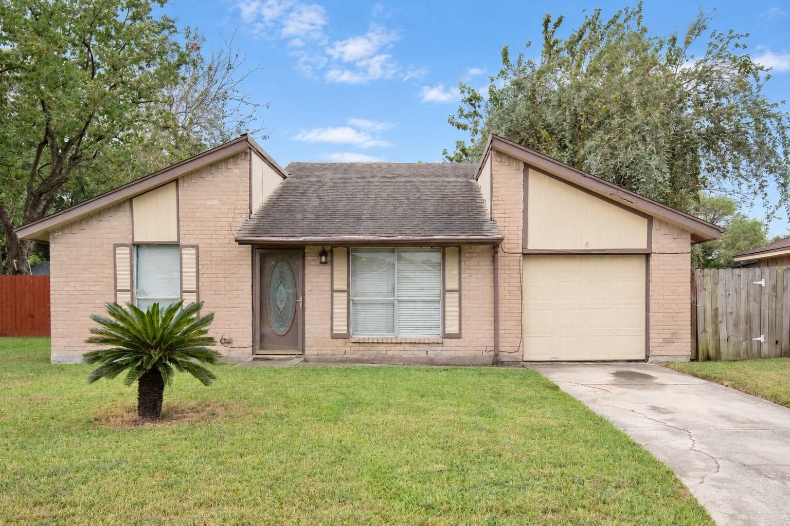 1511 Birch Bend Circle