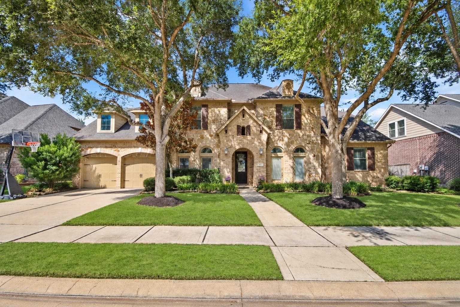 27906 Iberville Glen Dr