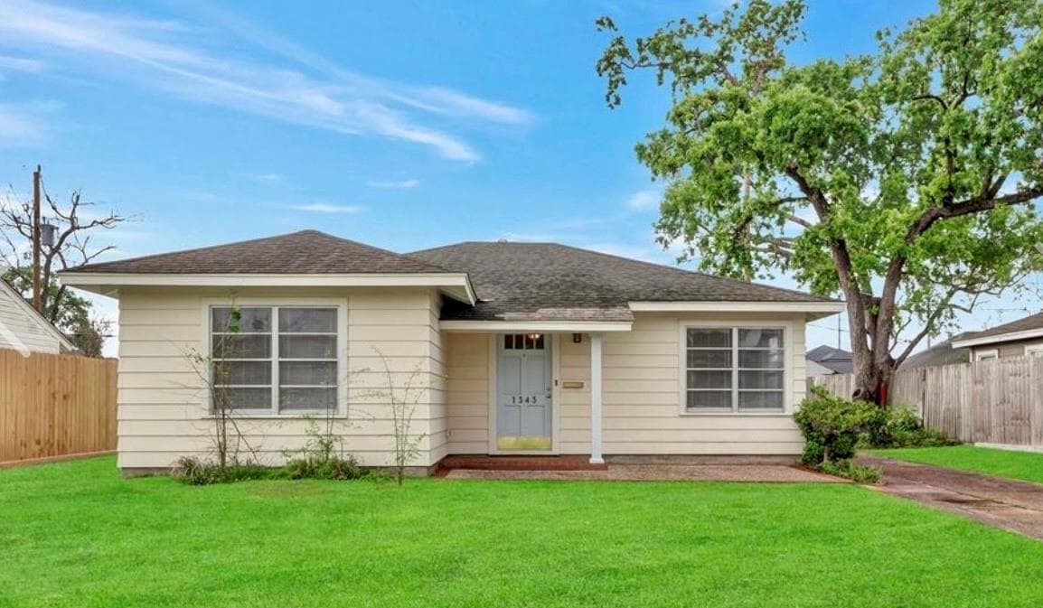 1343 Gardenia Drive
