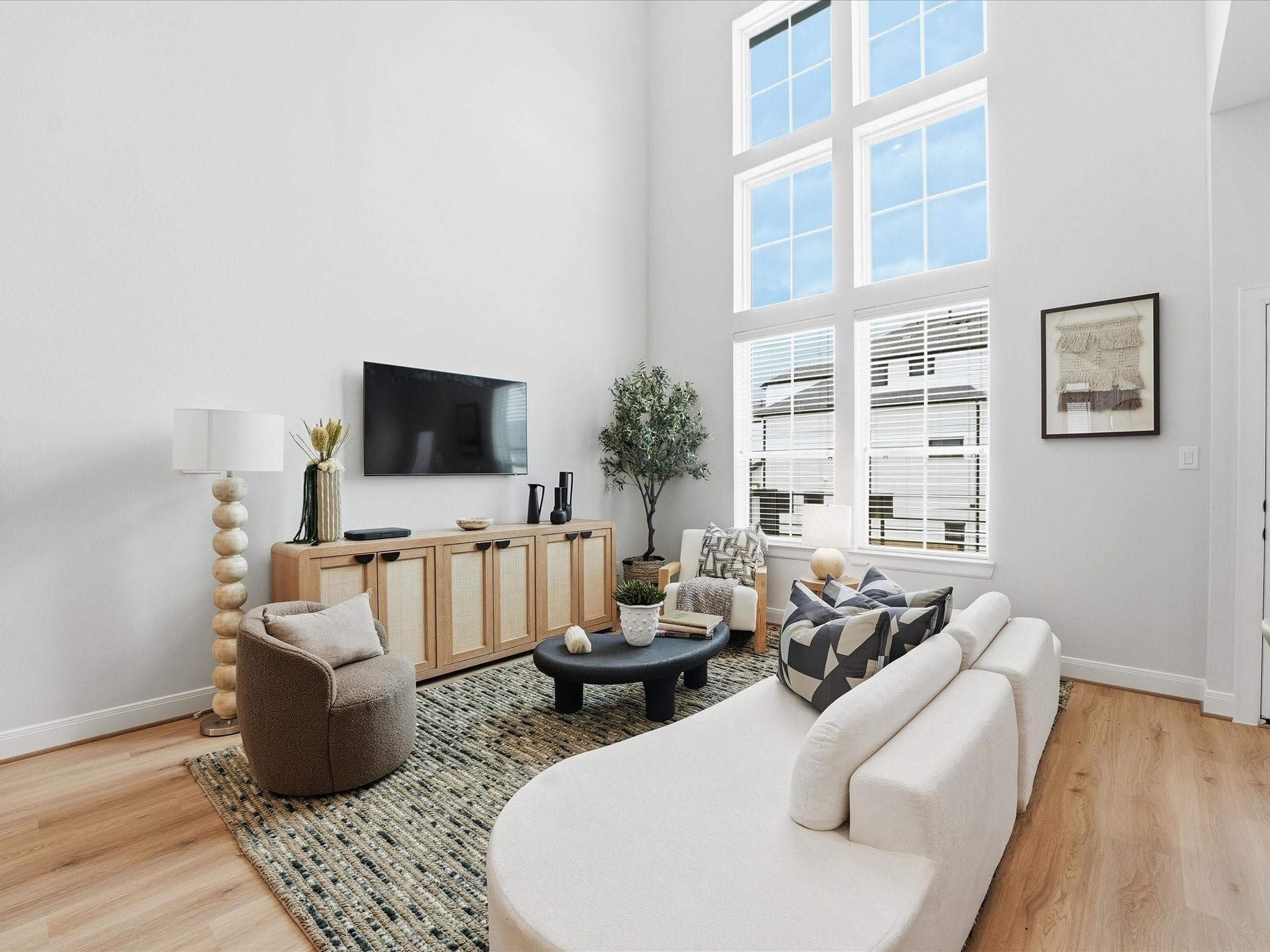 3505 Morningside Heights Street