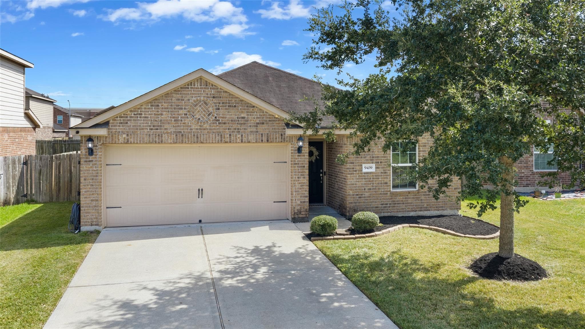 9439 Gold Mountain Drive