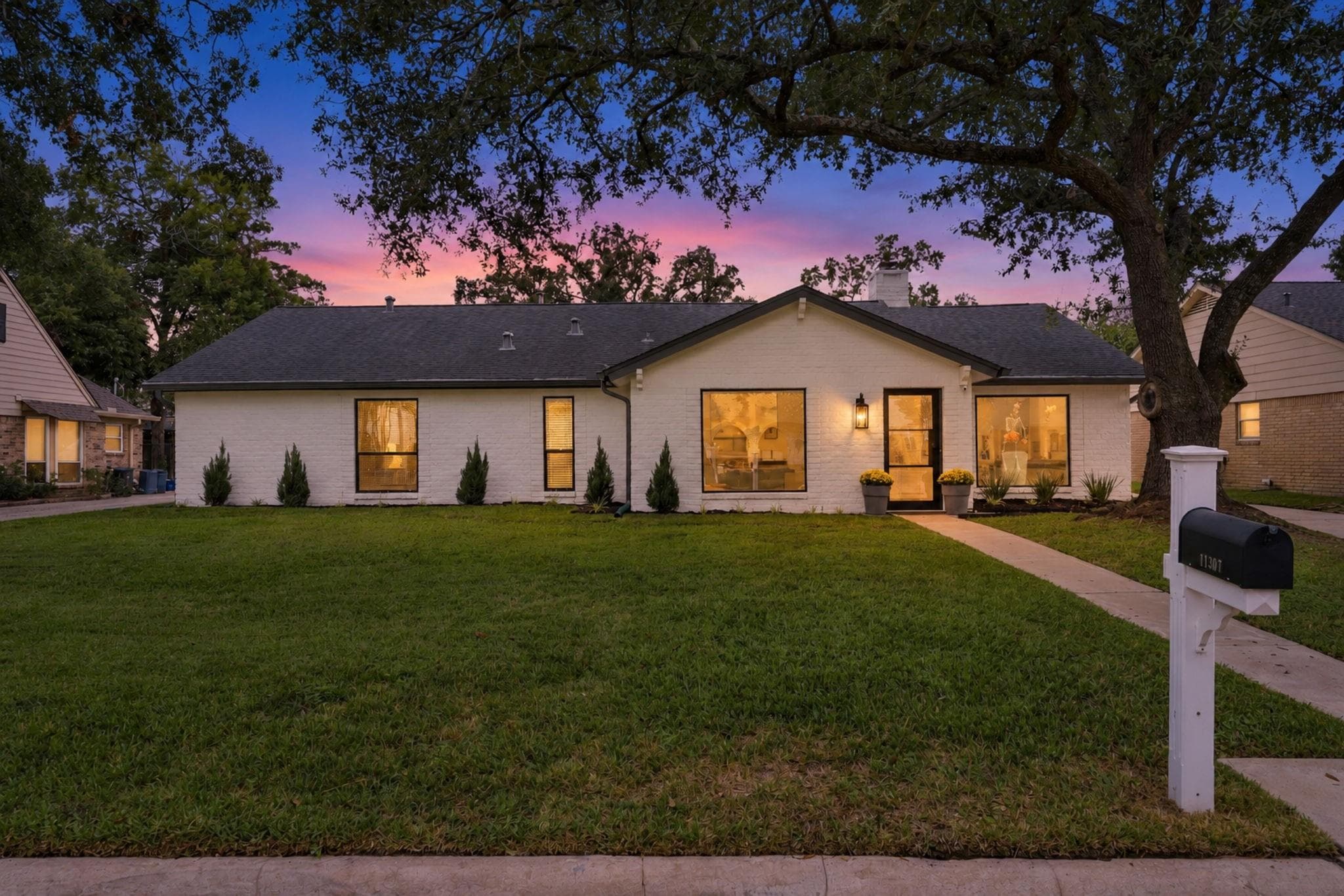 11307 Valley Spring Drive