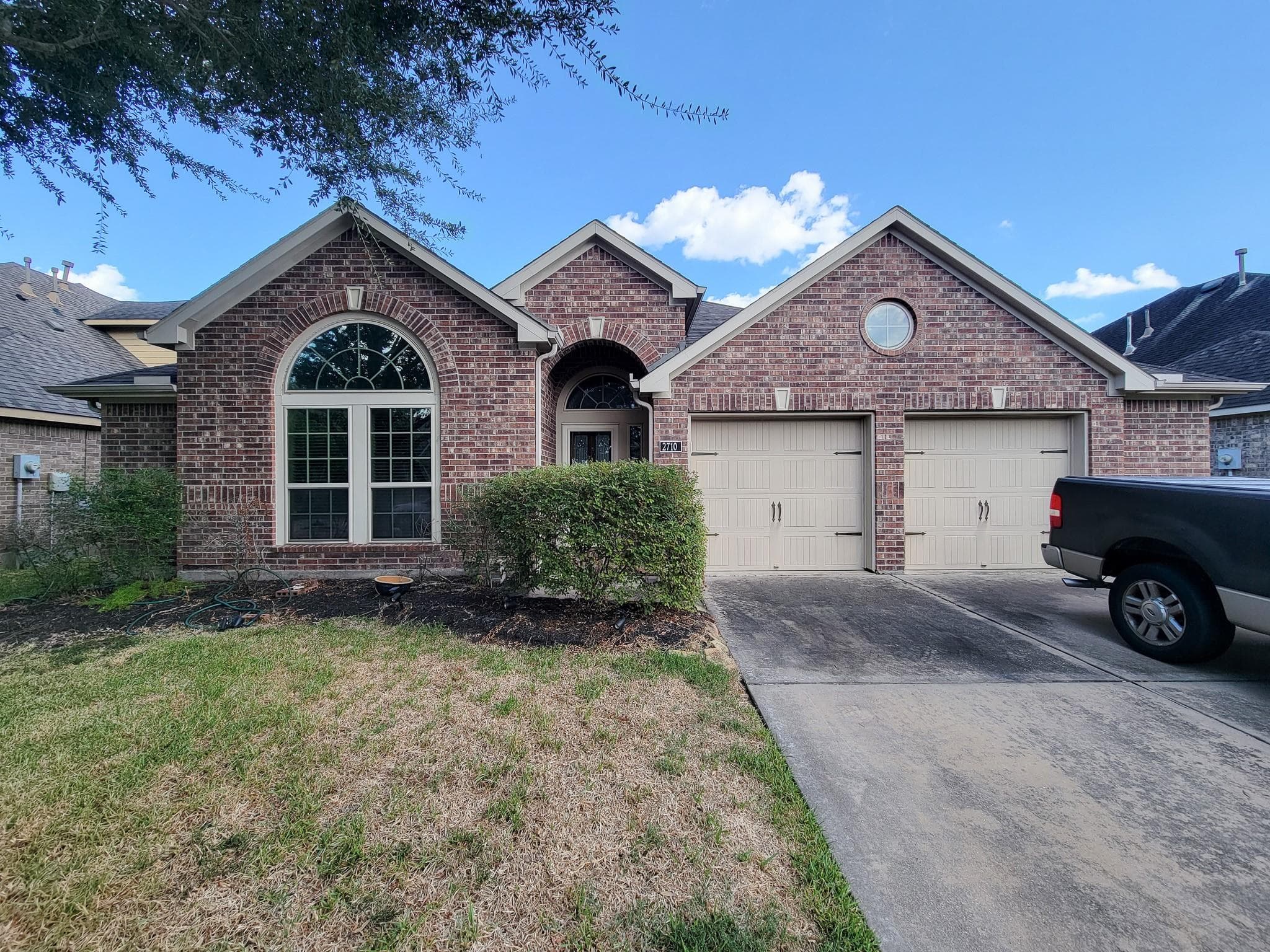2710 Bamboo Lane