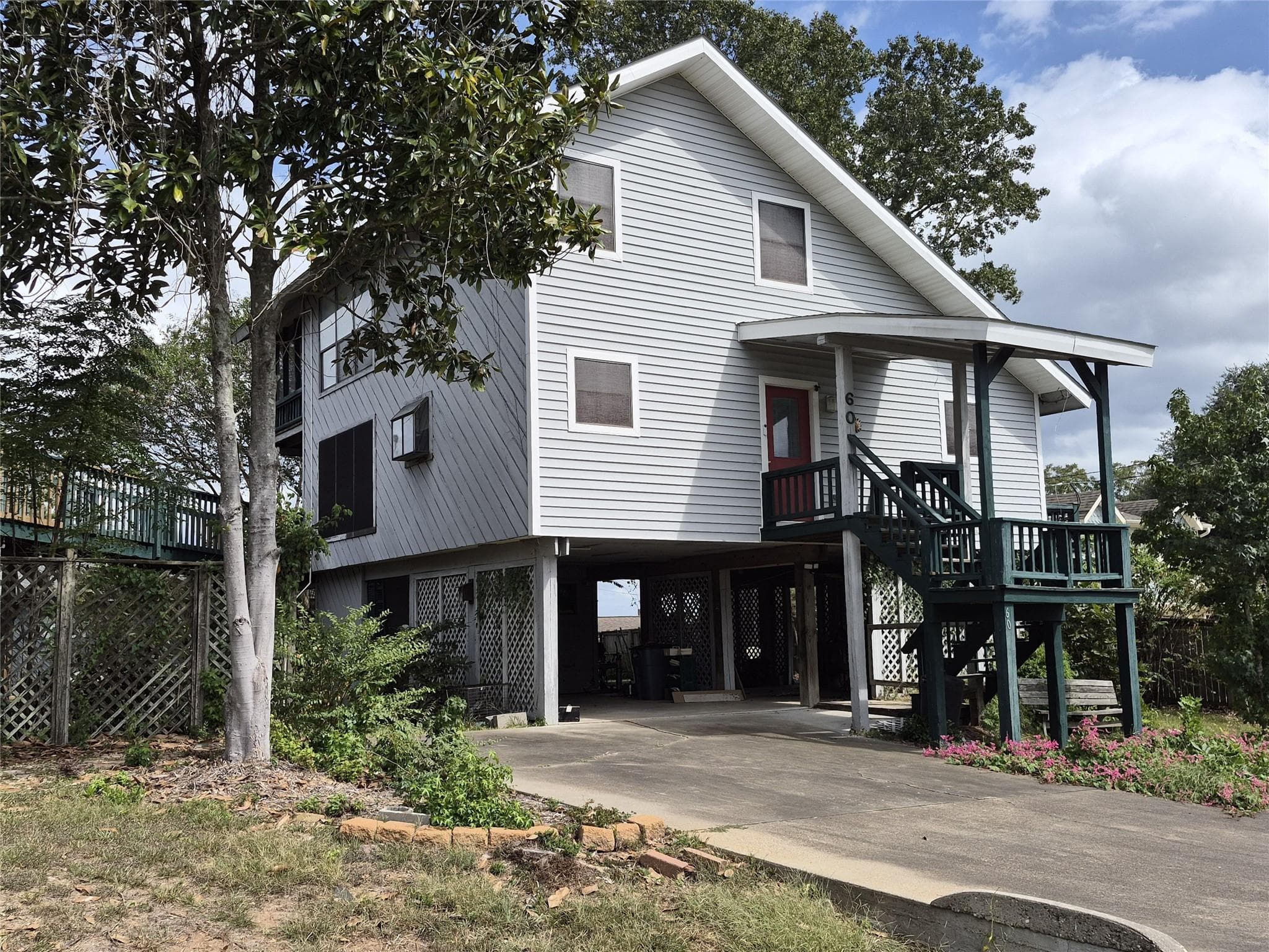 60 Hillcrest Drive