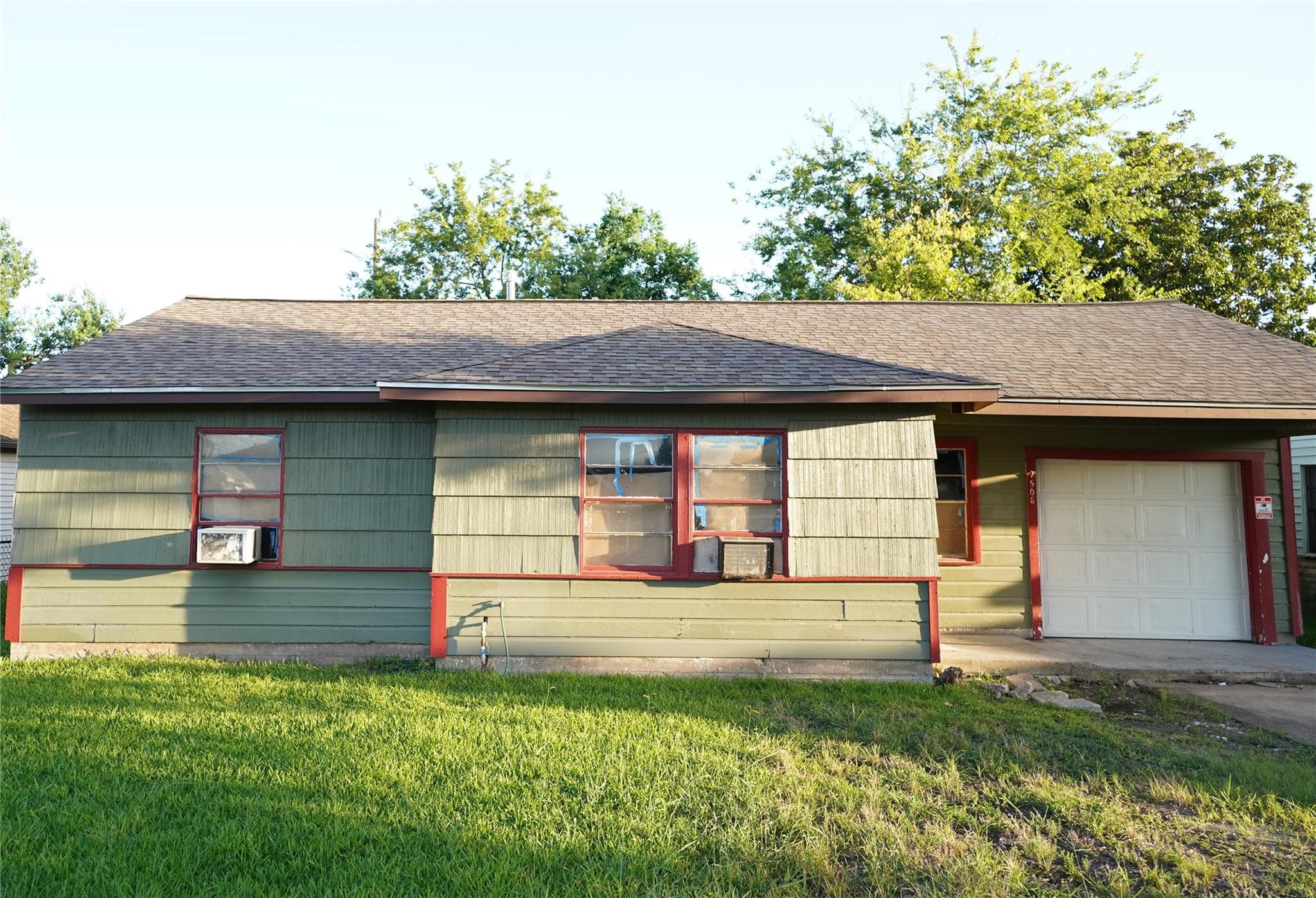 2506 10th Street