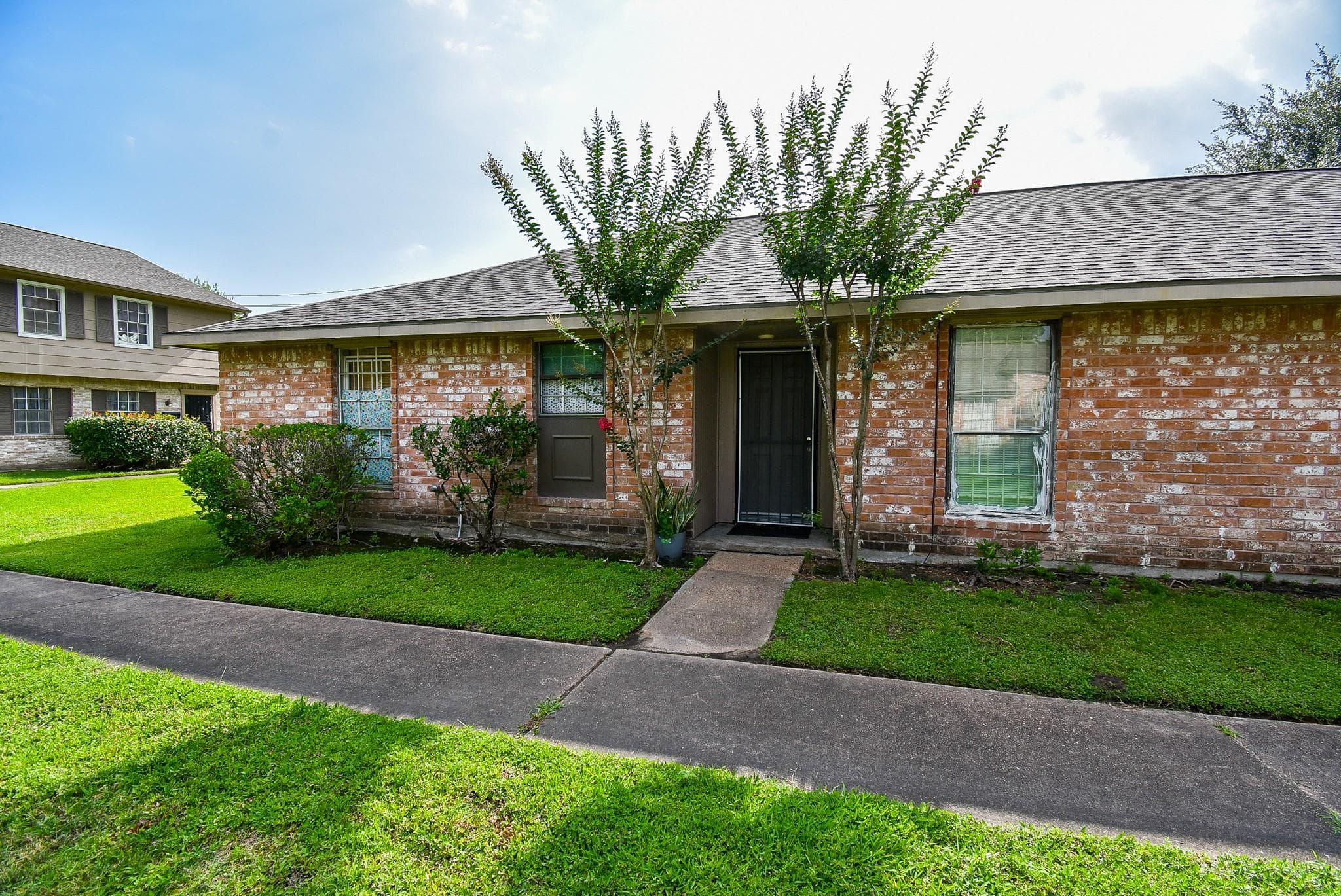 12469 Sharpview Drive #2469