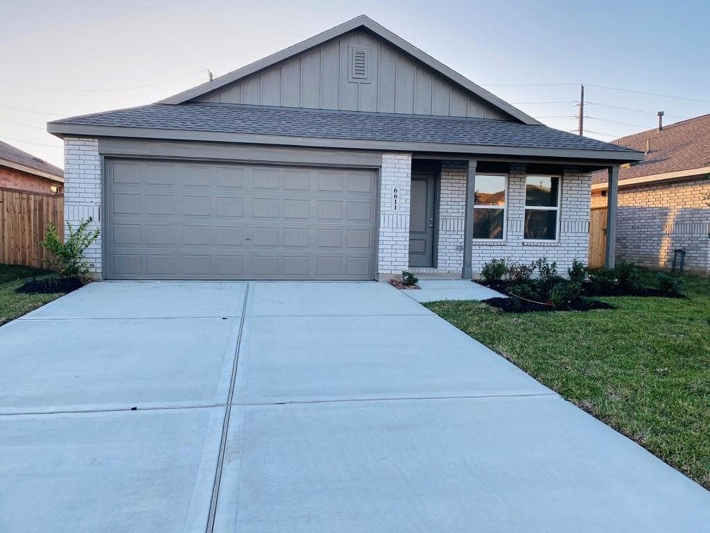 6611 Sassafras Green Drive