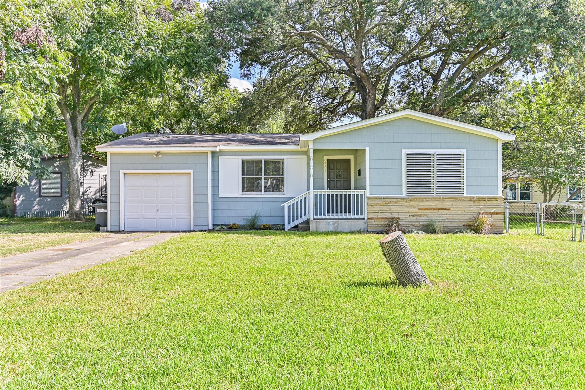 6731 W Bayou Drive
