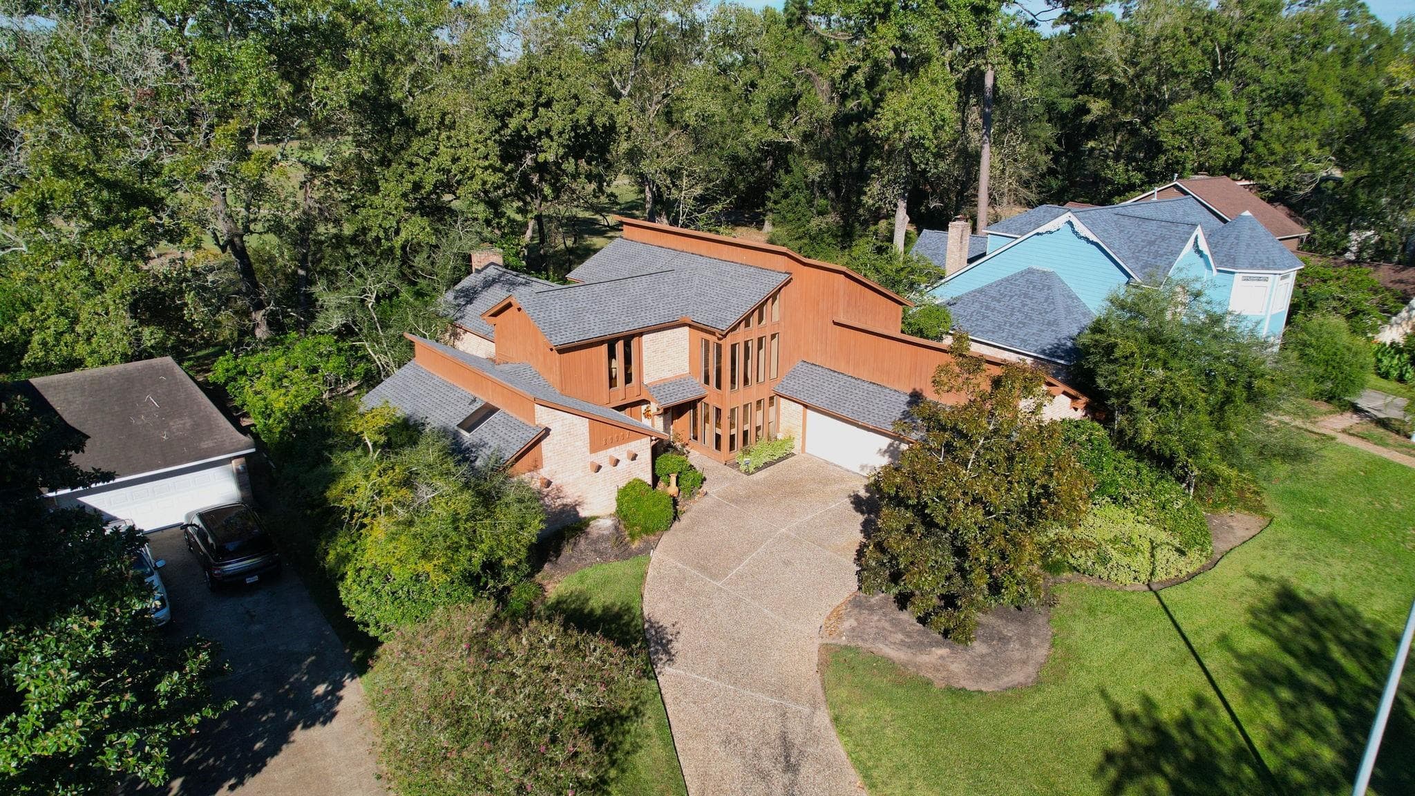 20007 Legend Oak Drive