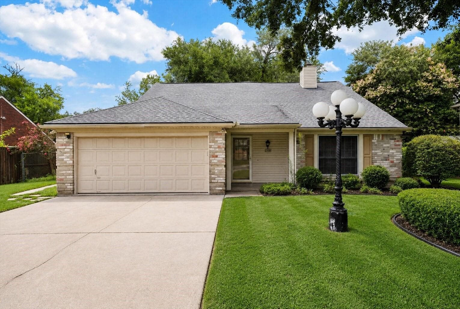 2316 Francis Drive