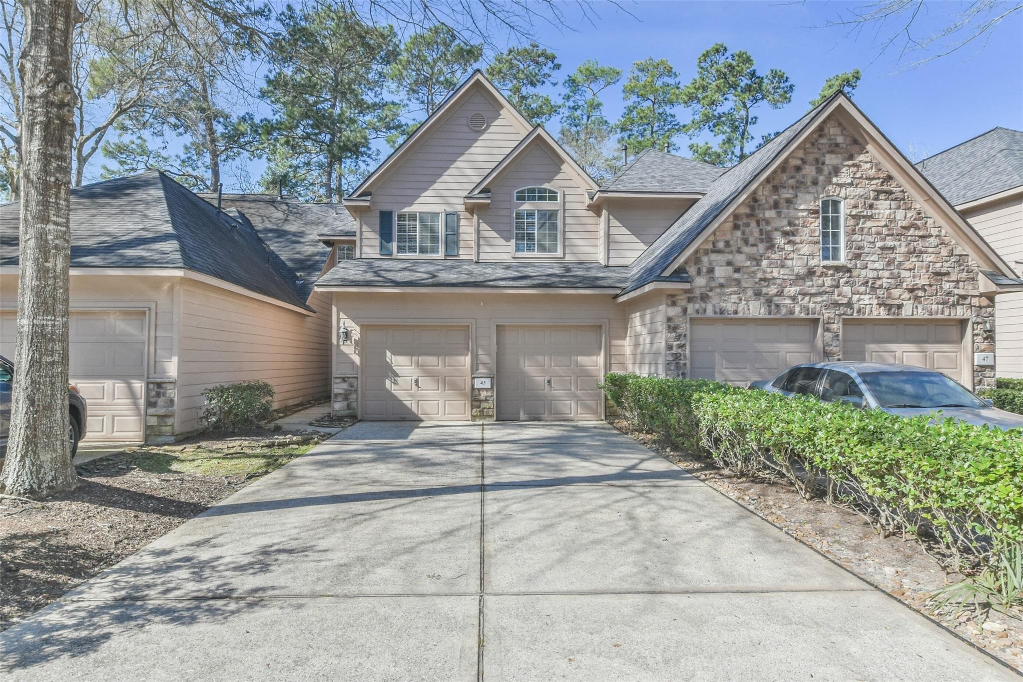 43 Alderon Woods Place