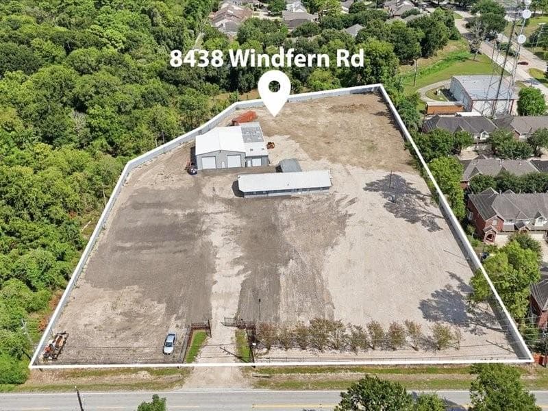 8438 Windfern Road