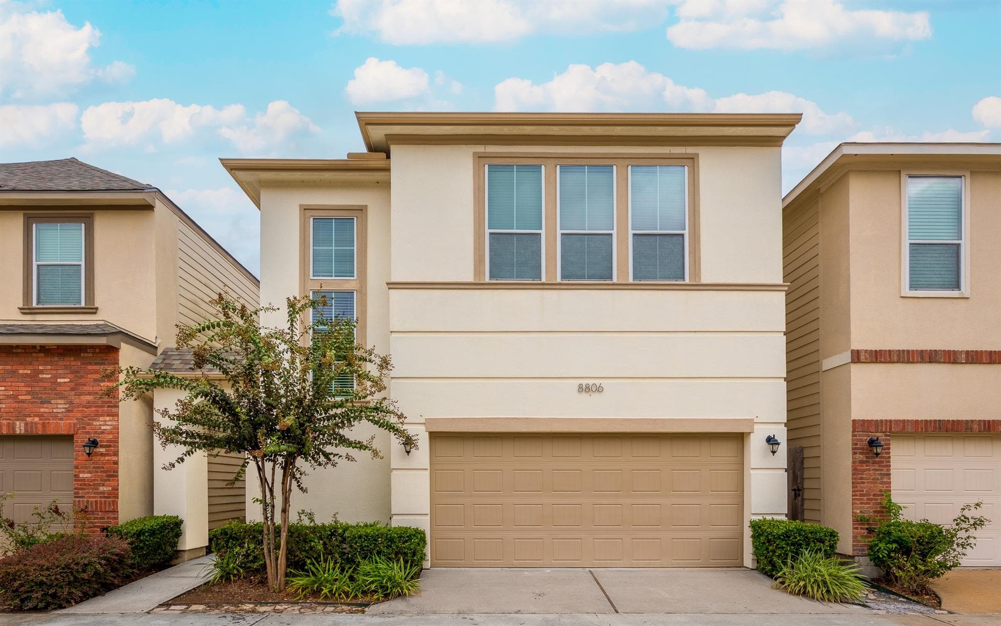 8806 Hollister Square Court