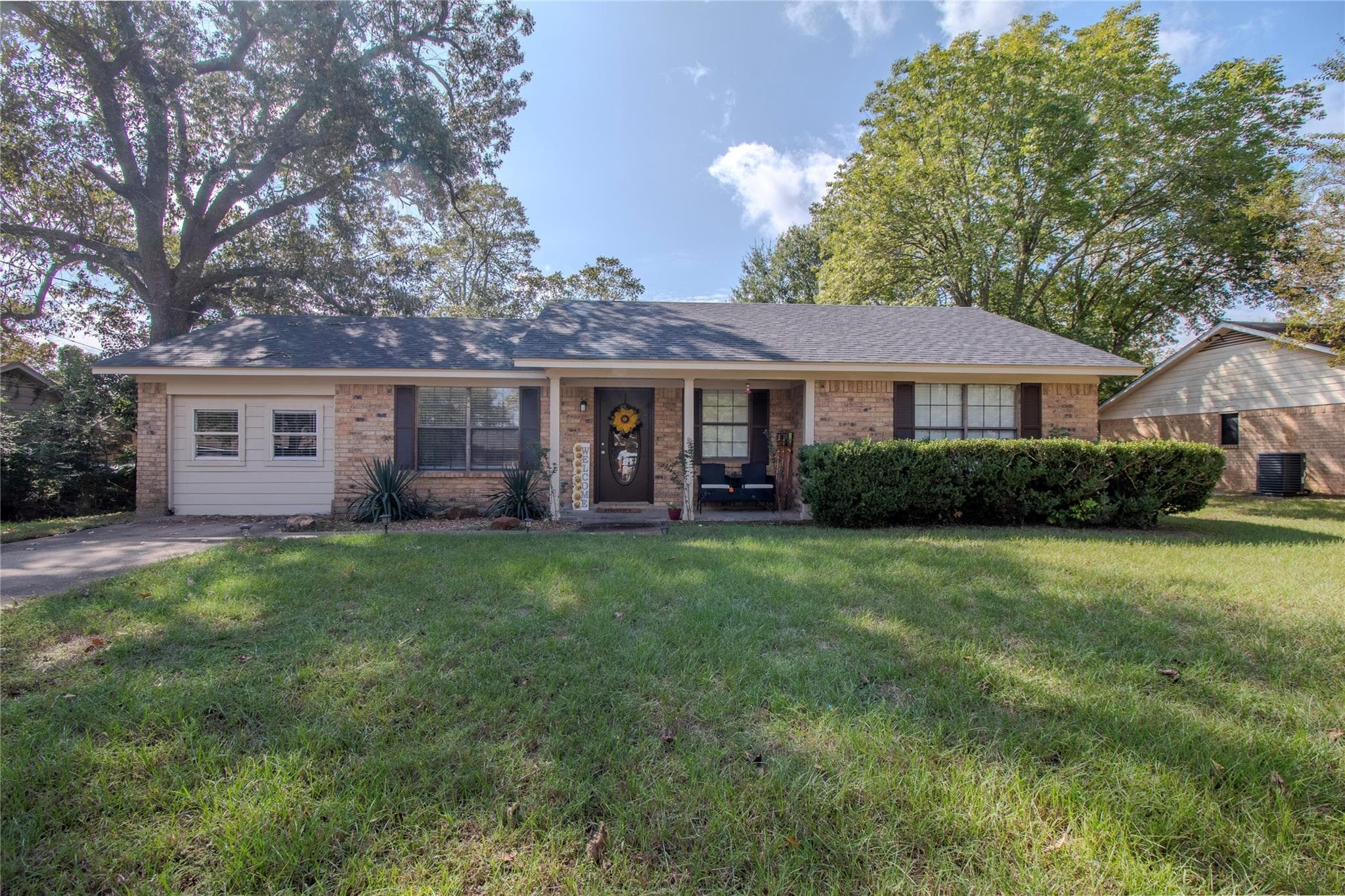 803 Woolley Circle