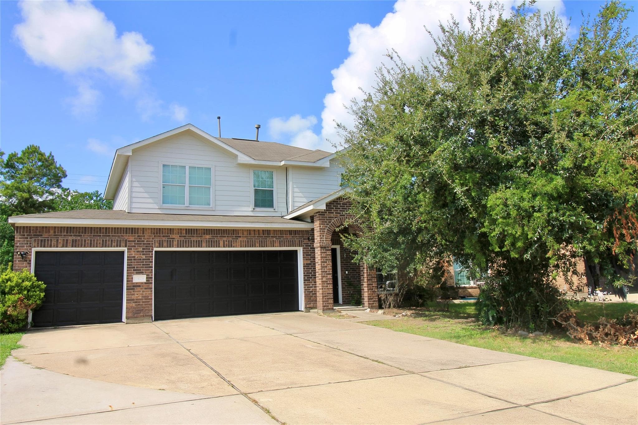 3423 Wooded Trail
