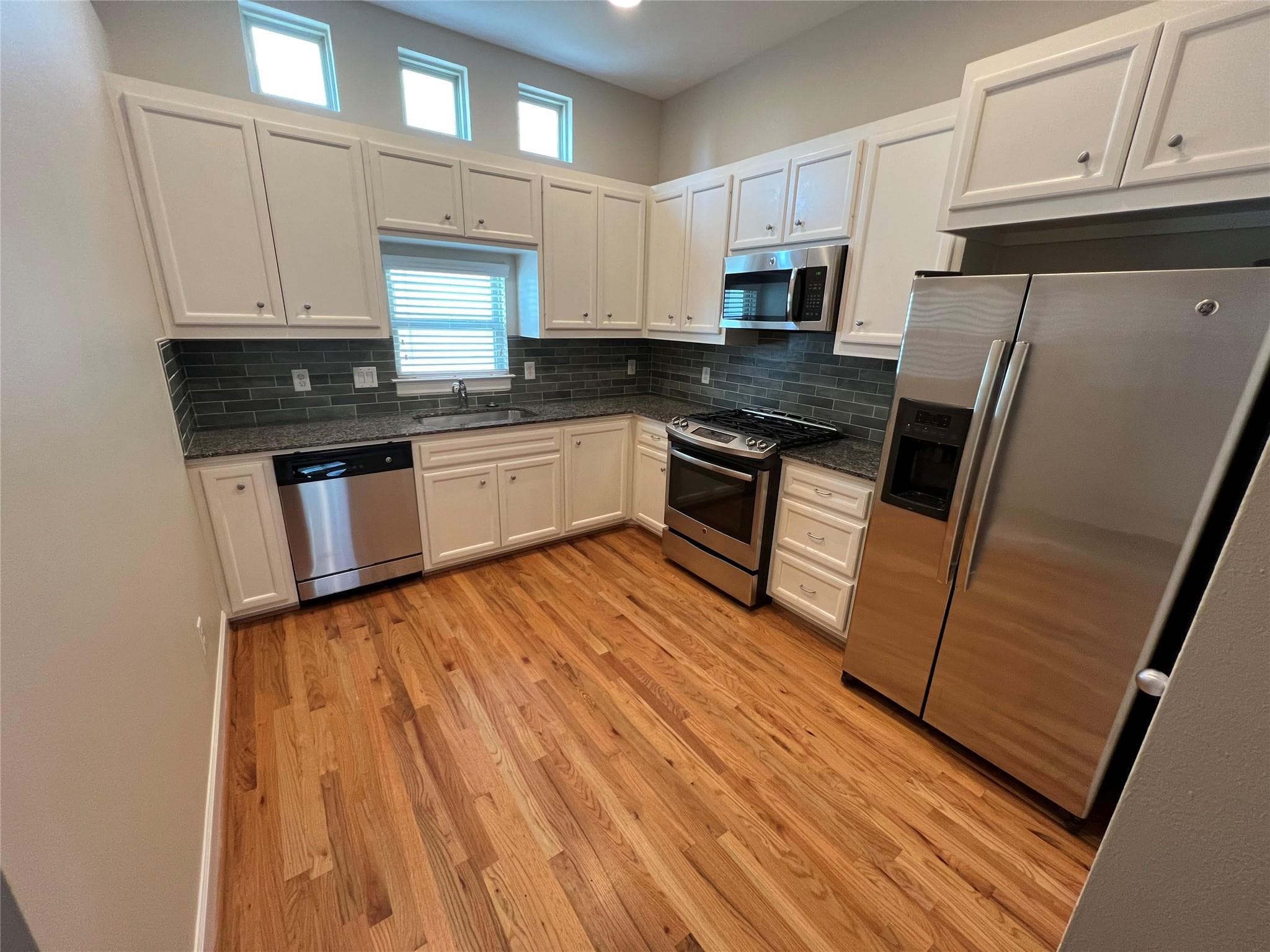 2710 Hullsmith Drive #404
