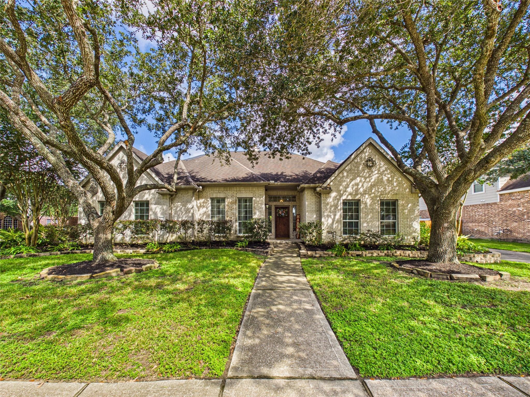 2876 Love Lane