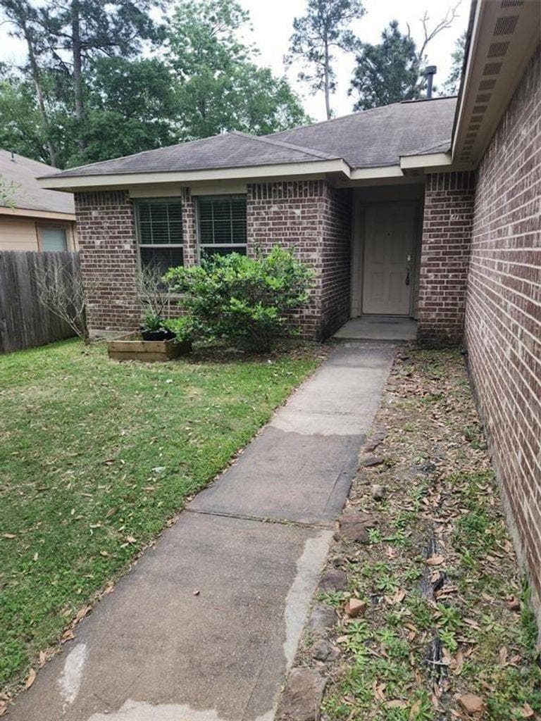 818 Lightningbug Lane