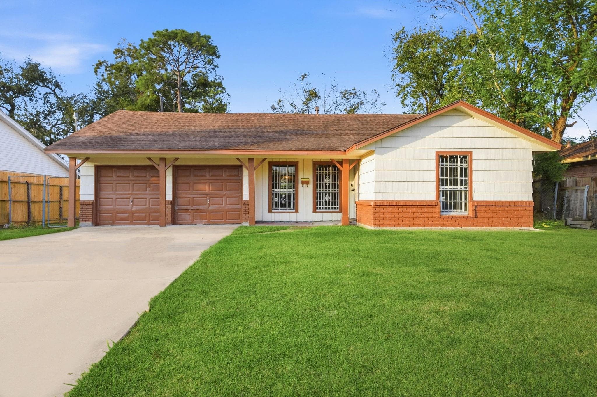 535 Edgebrook Drive