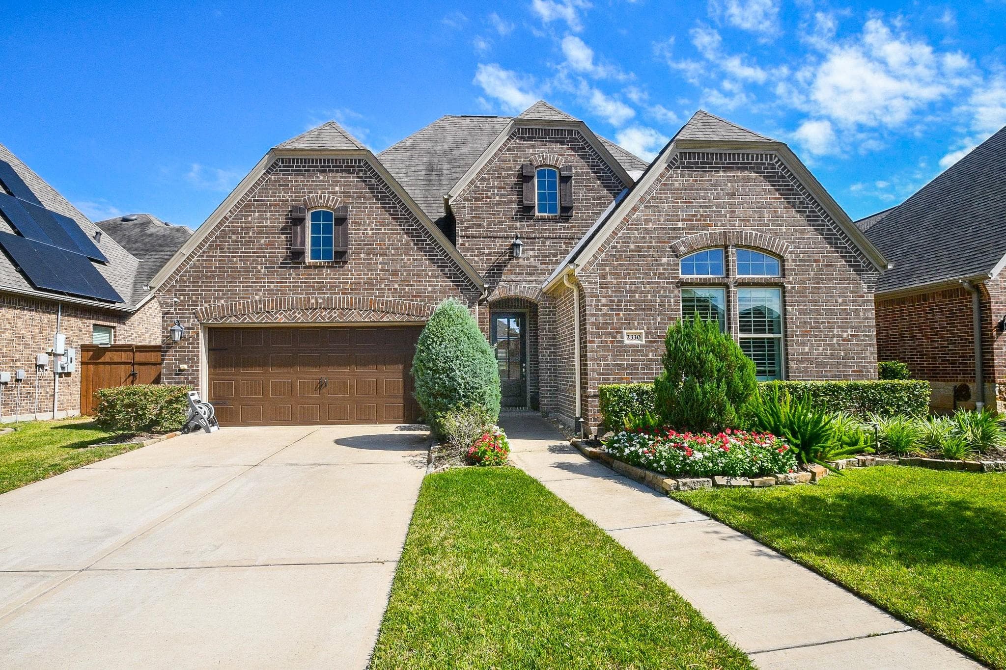 2330 Twin Rose Drive