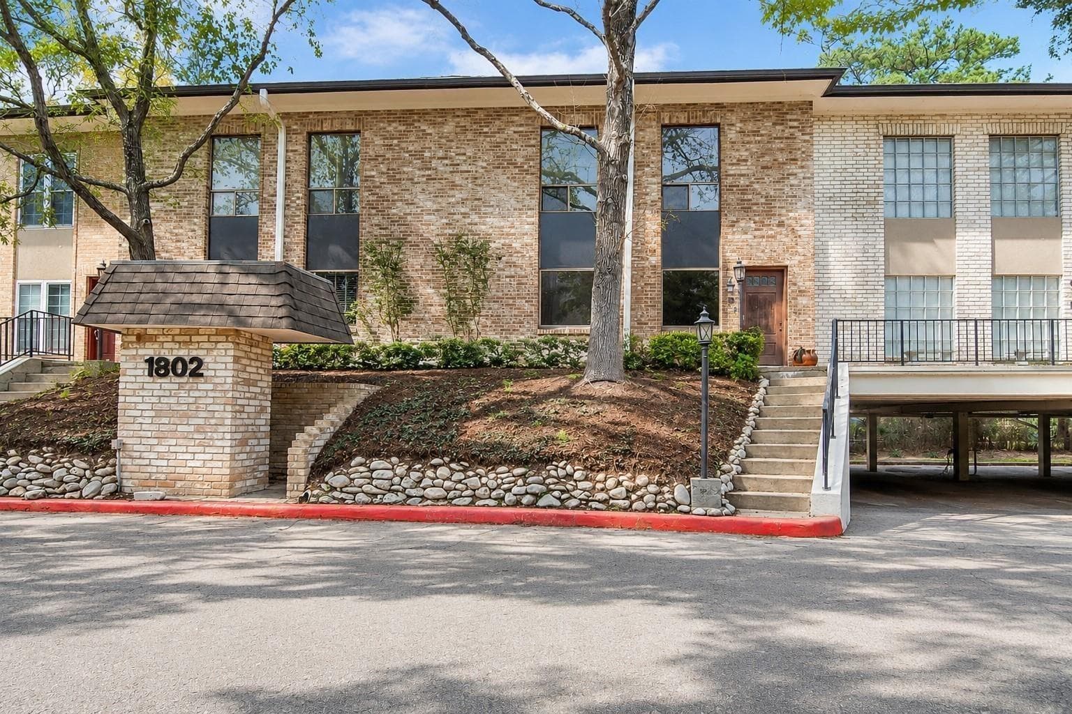 1802 Stoney Brook Drive #104