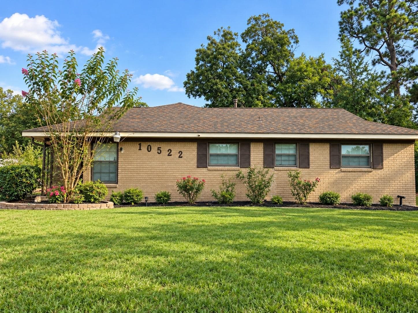 10522 Royal Oaks Drive