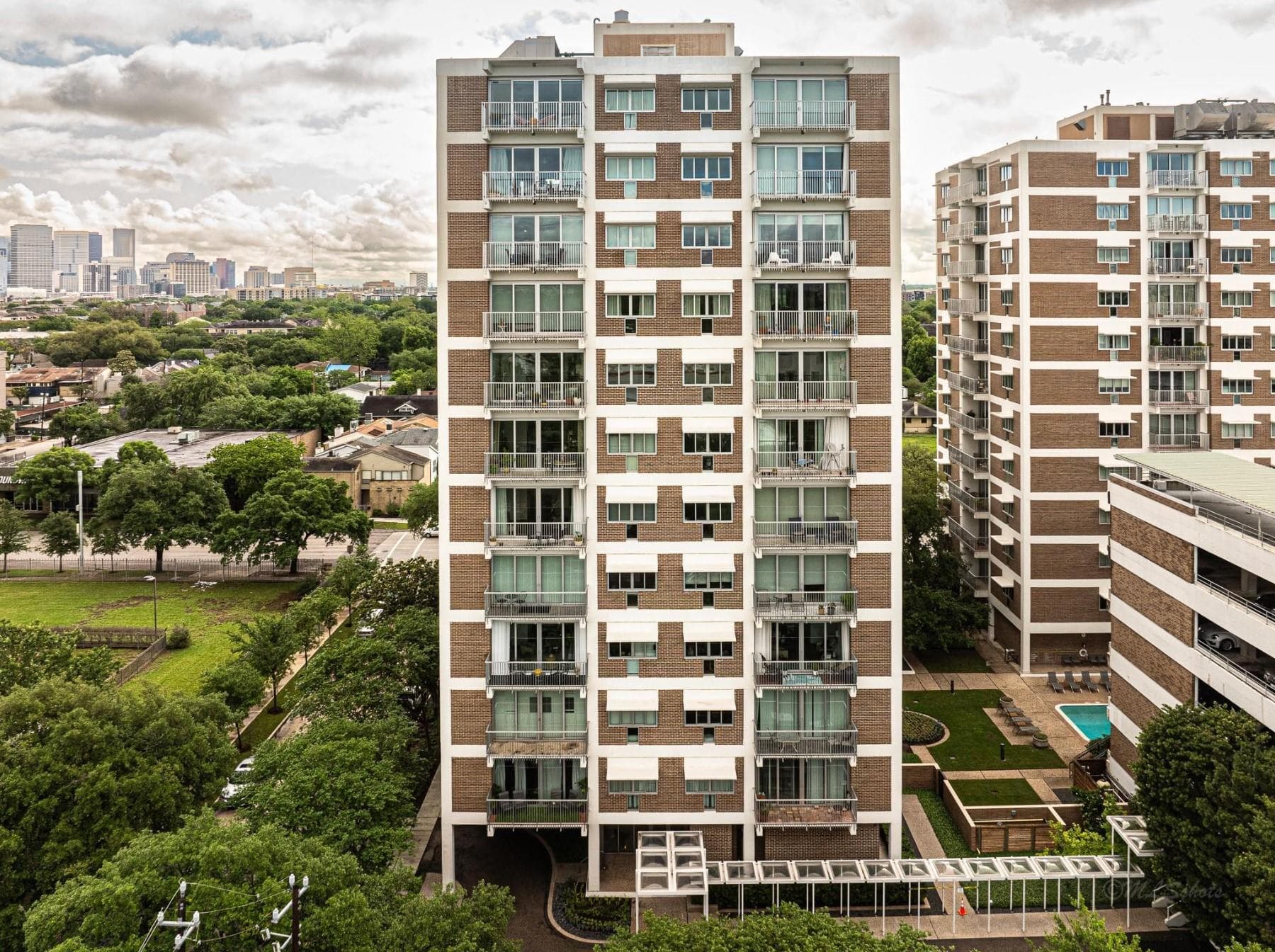 3600 Montrose Boulevard #207