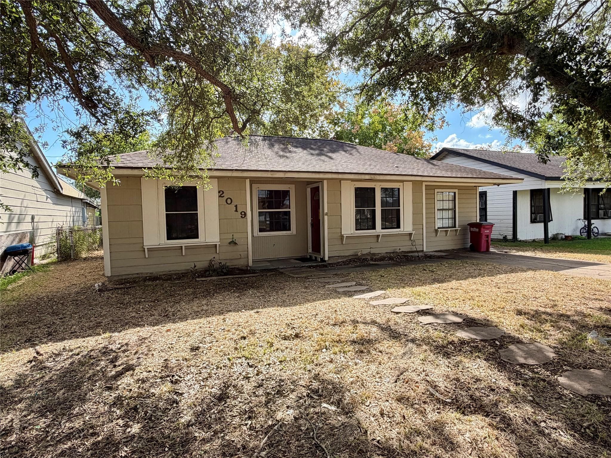 2019 N Avenue H
