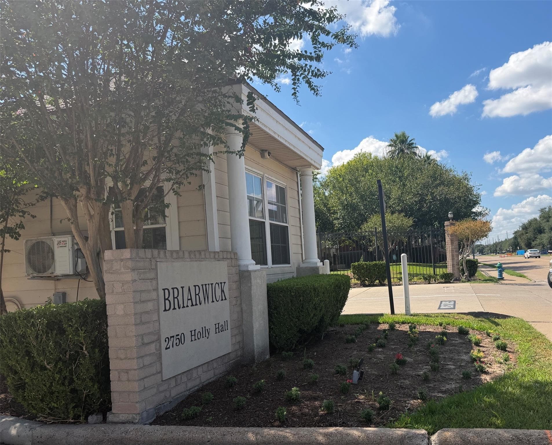 2750 Holly Hall Street #119