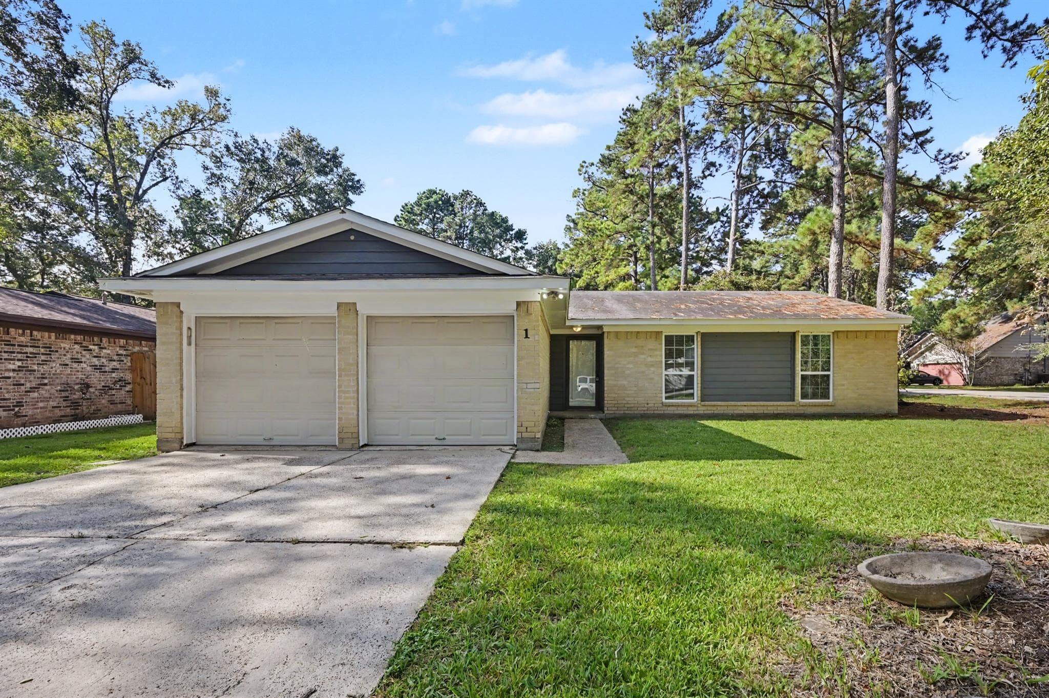 1 Pineash Court