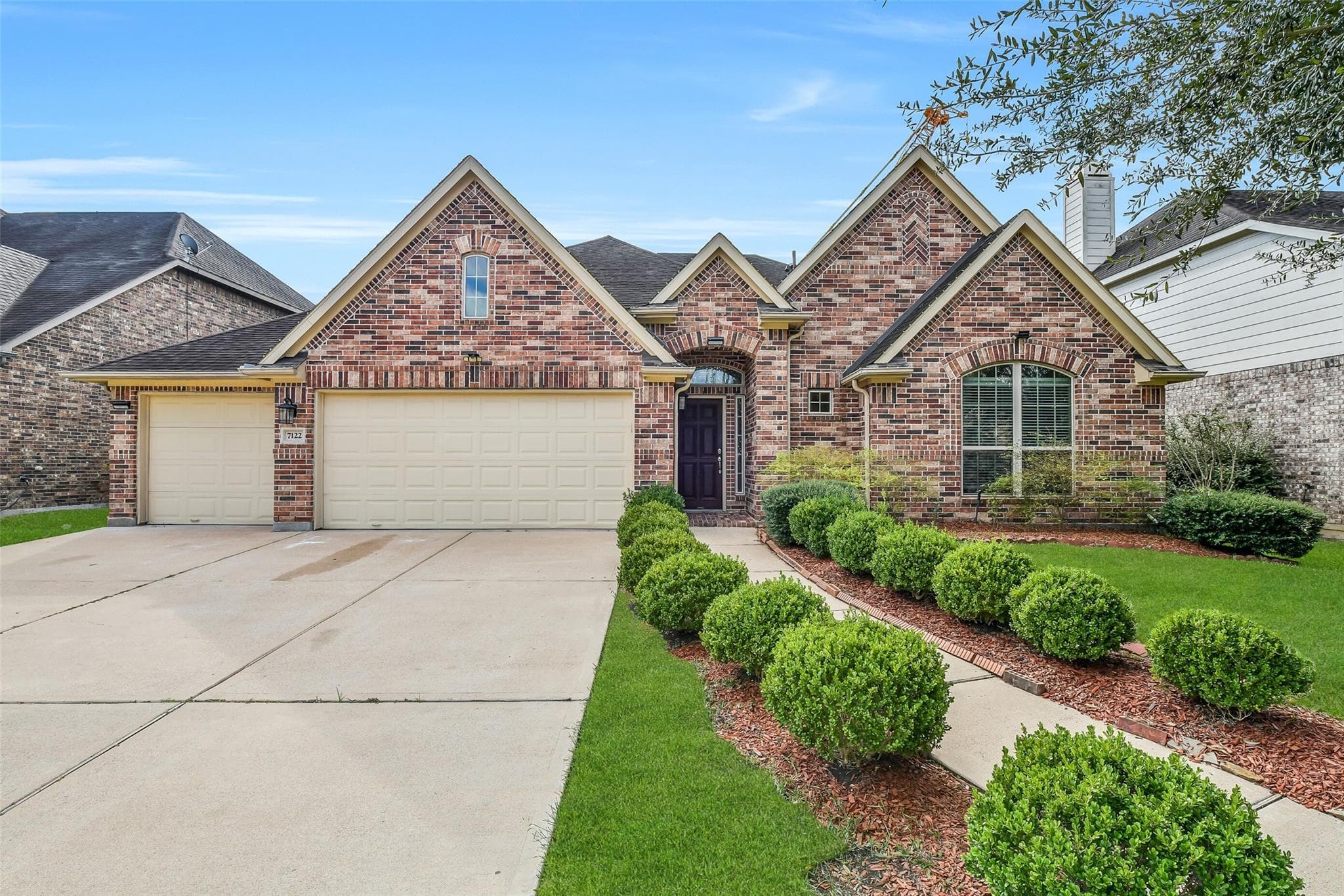 7122 Fall Creek Lane