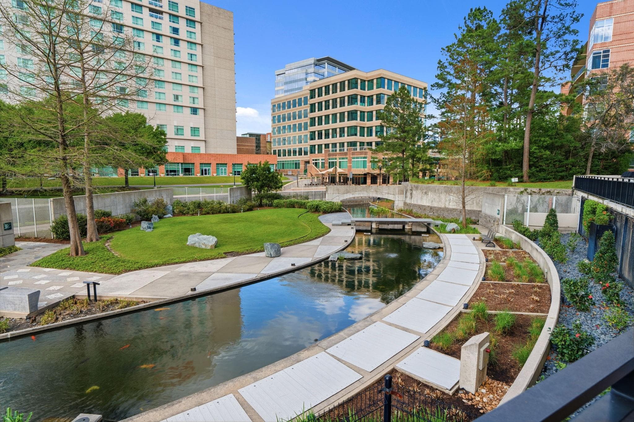 3 Waterway Court #1B