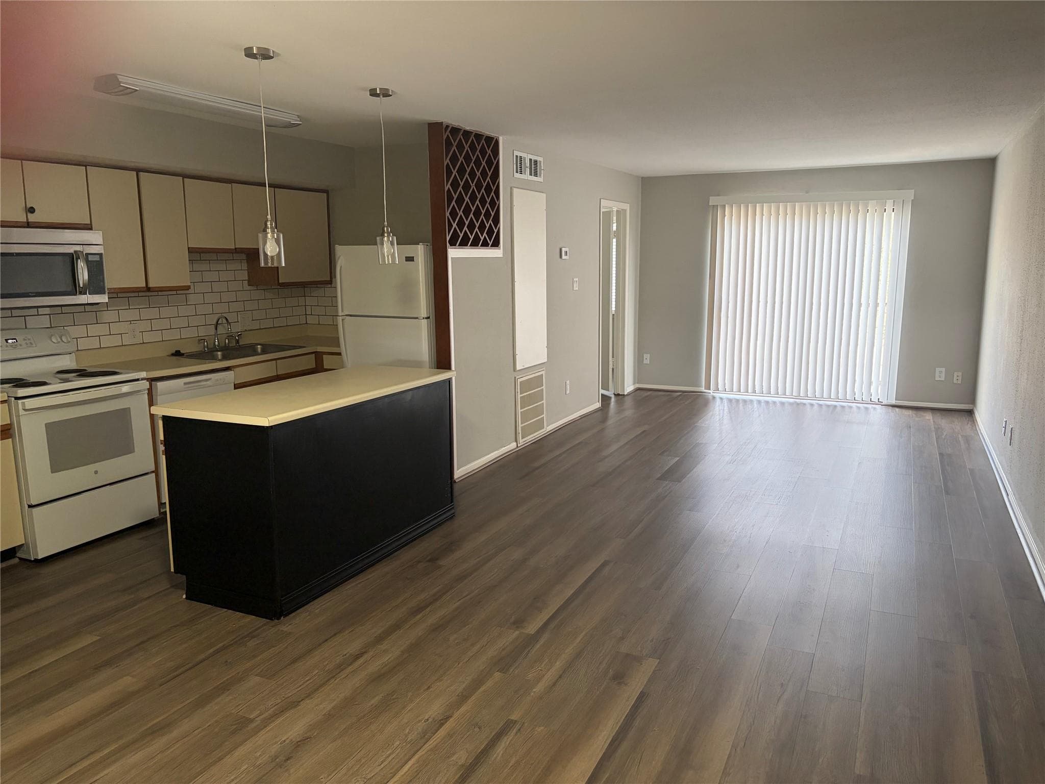 6107 Snug Harbor Drive #6207