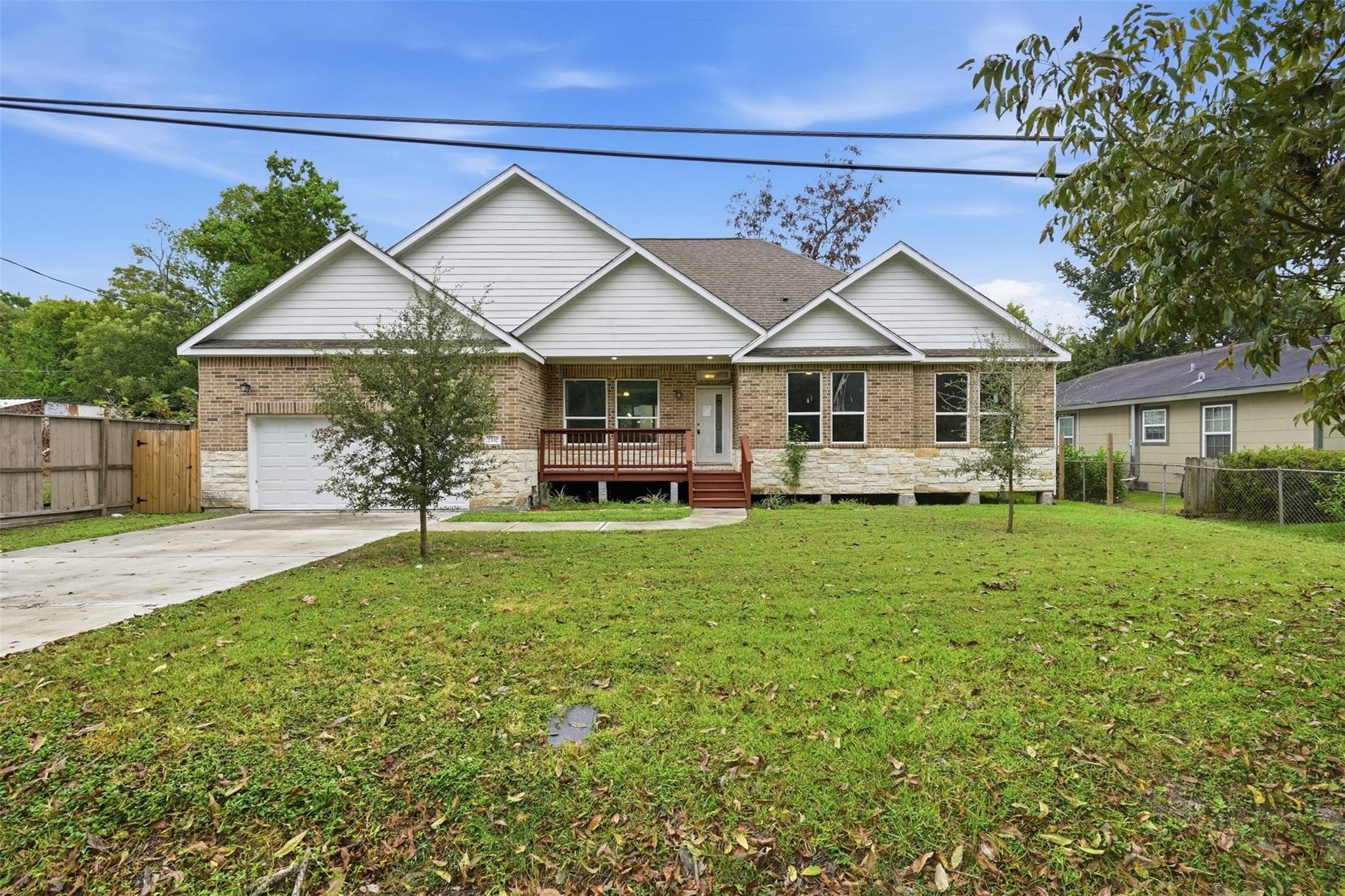 2332 Margaret Street