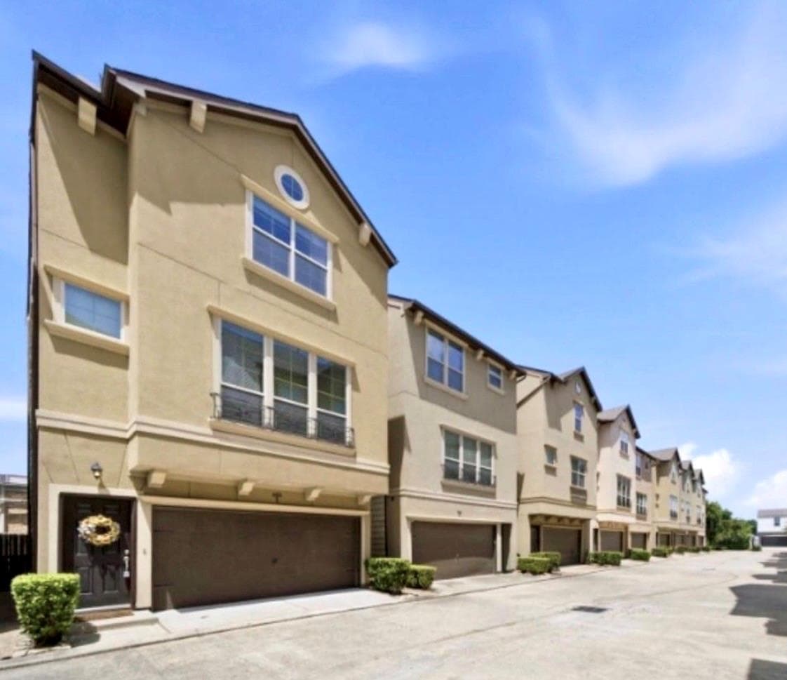 6363 Fairdale Lane #L