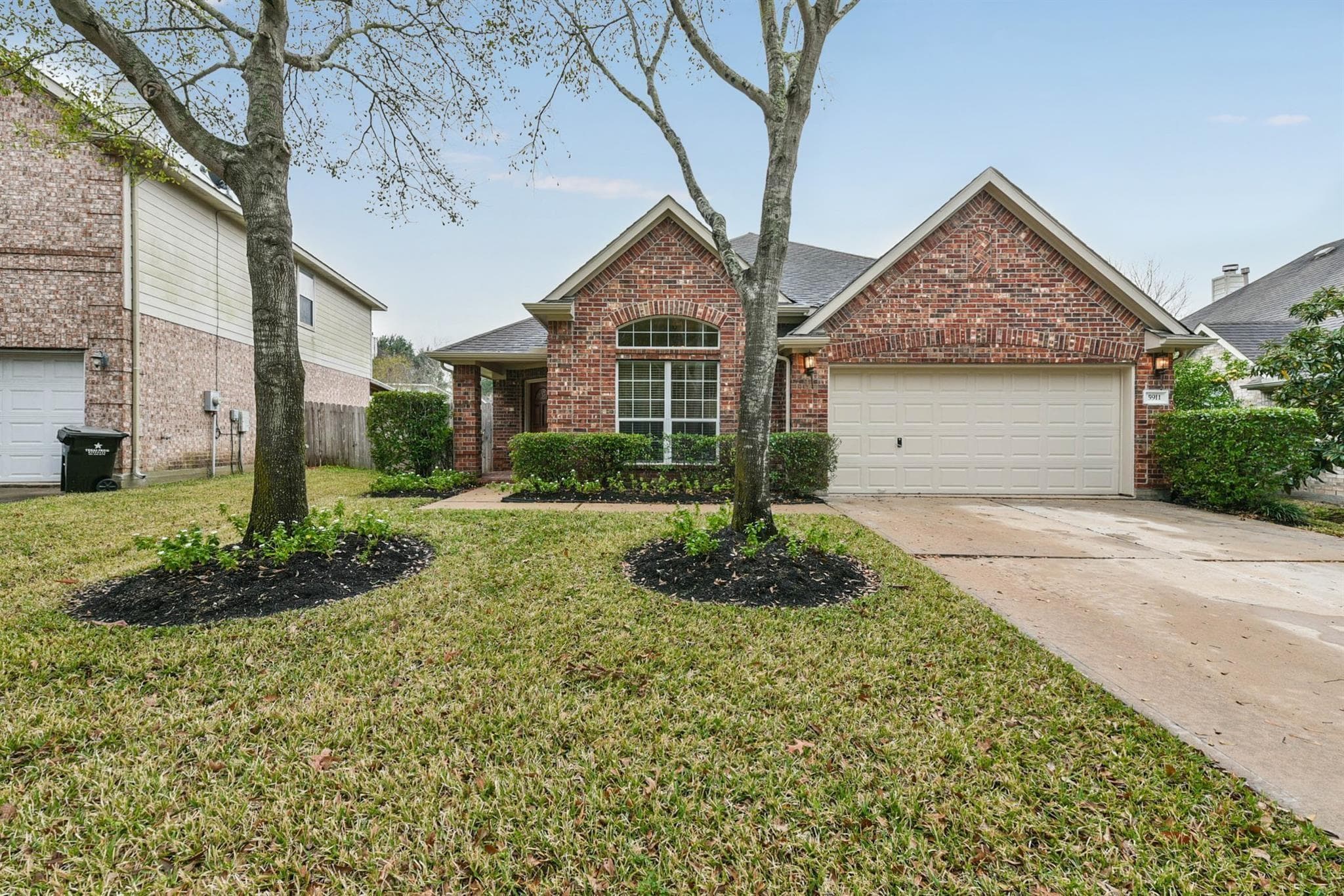 5911 Mettler Lane