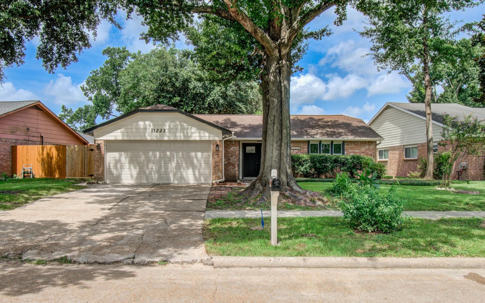 11223 Voltaire Drive