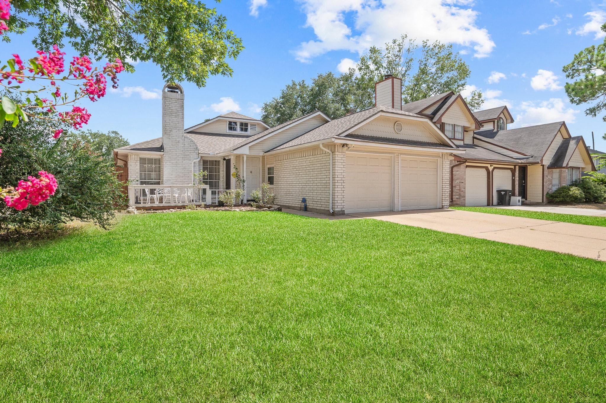 19419 Lake Hollow Lane
