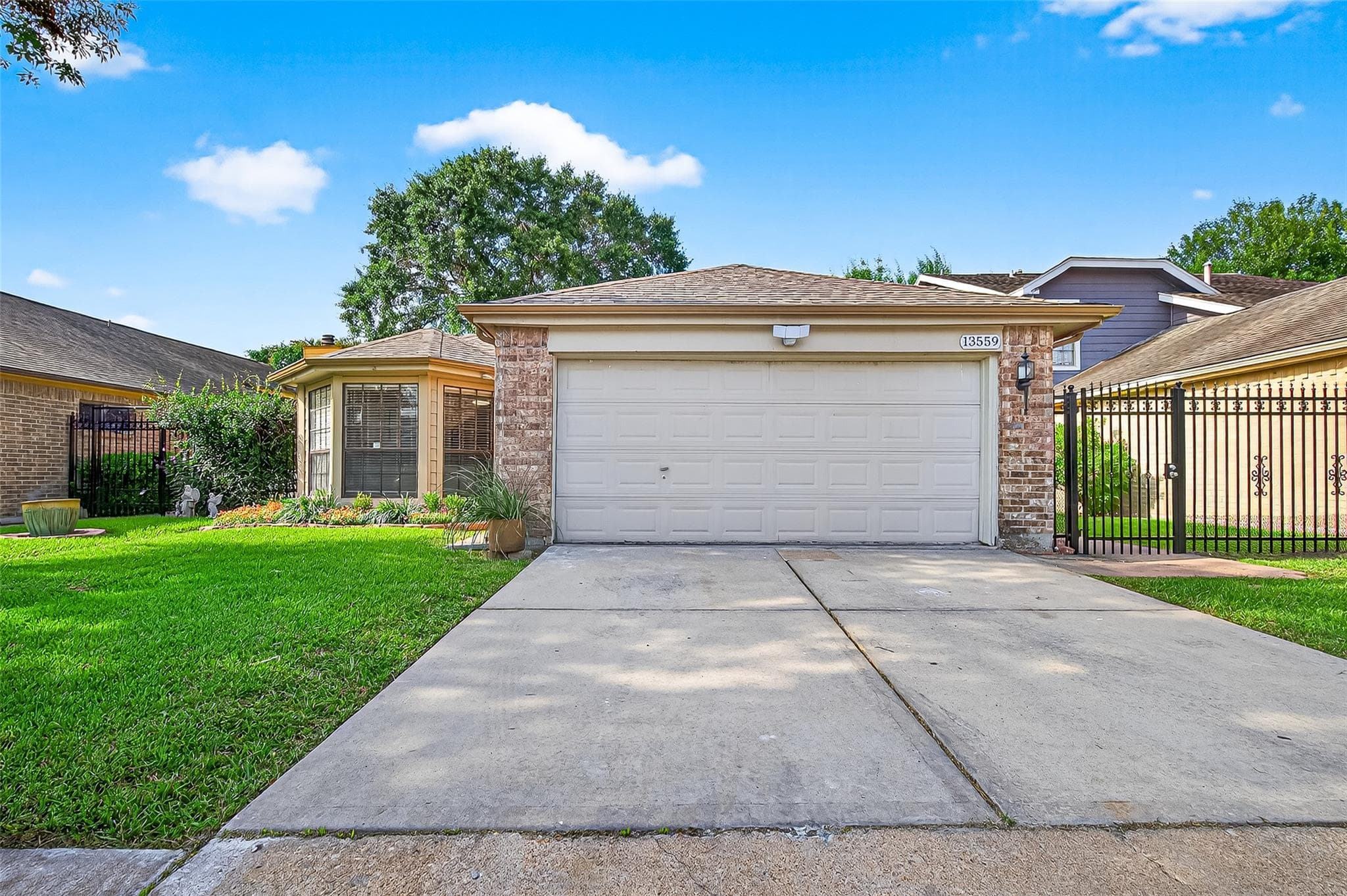 13559 Portobello Drive