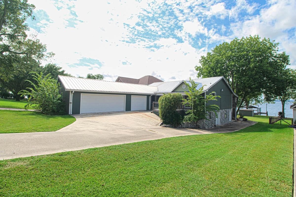 293 Mallard Point