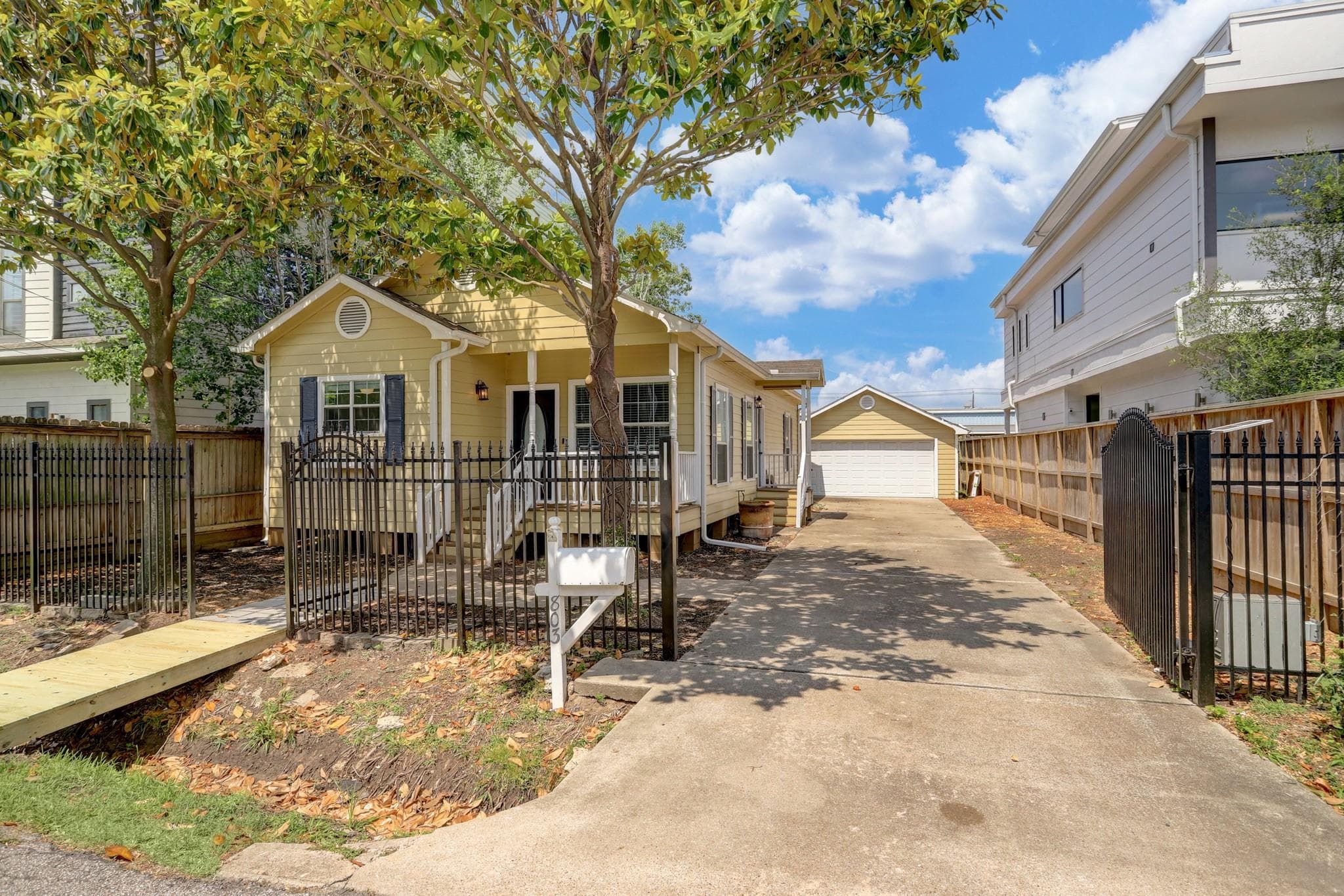 803 Dorothy Street