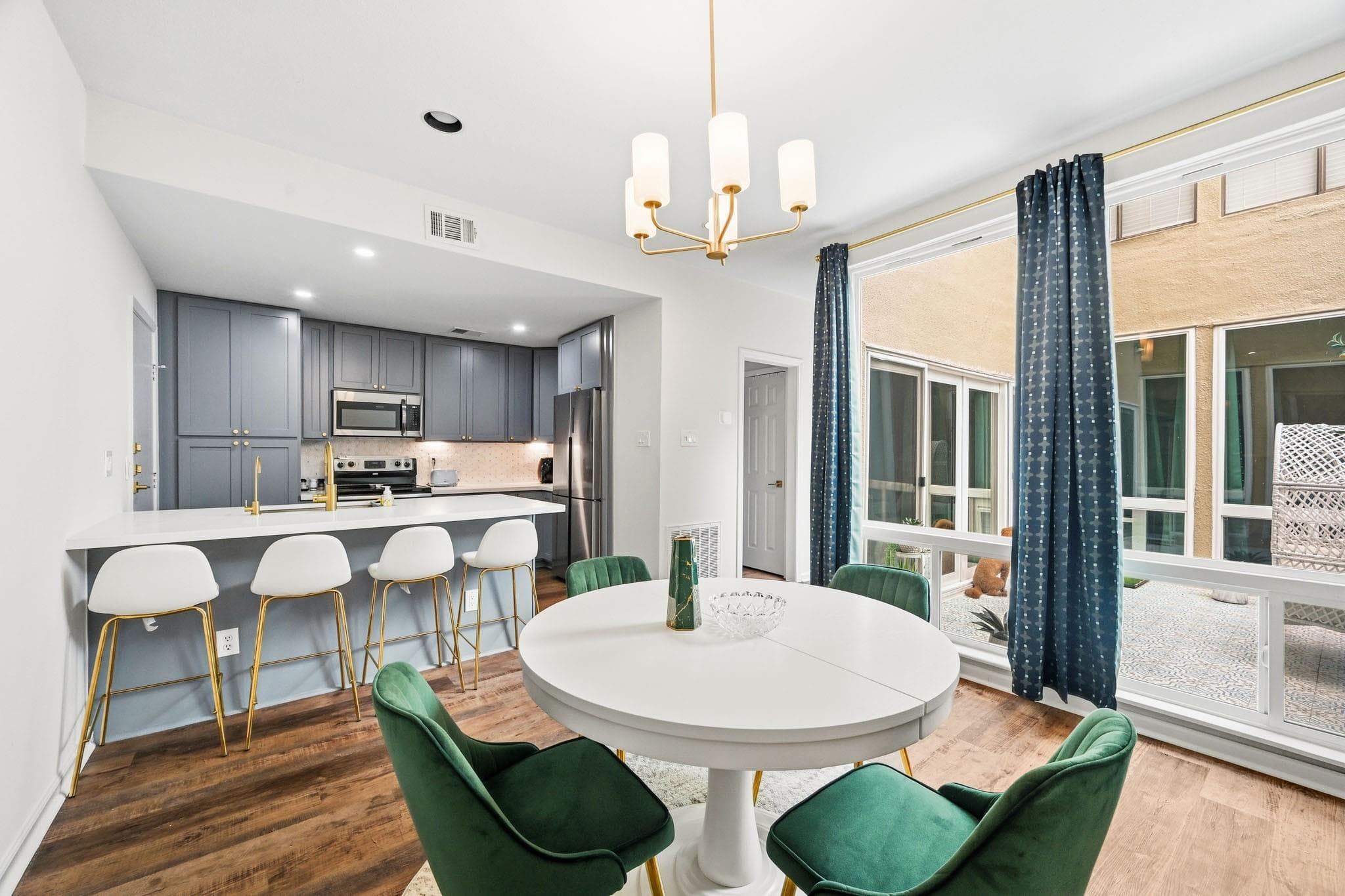 1116 Bering Drive #25