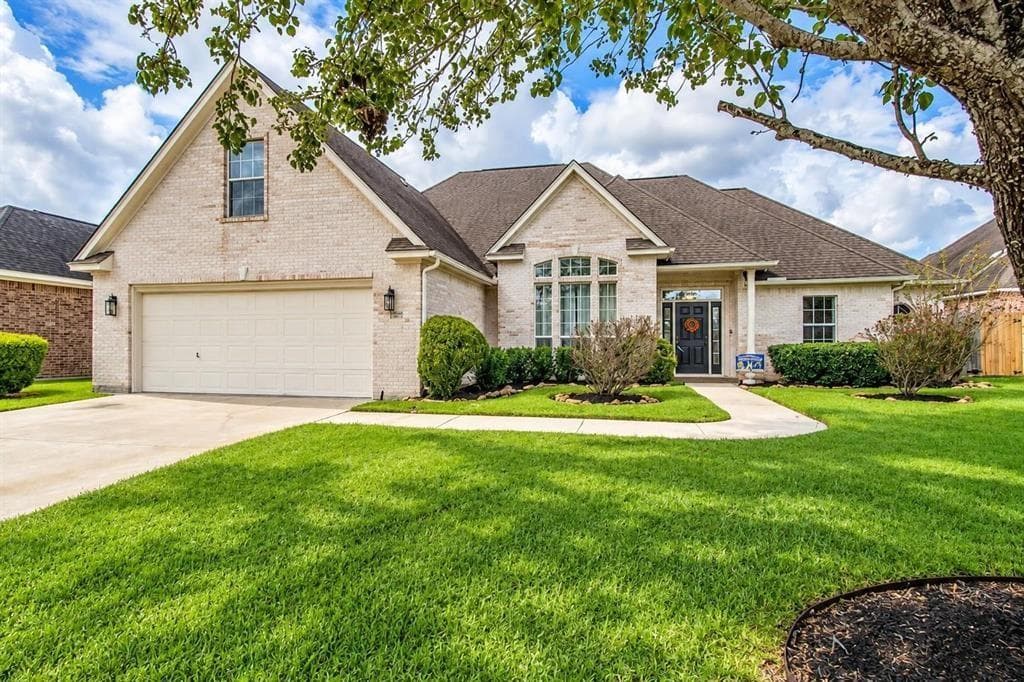 6210 Bankston Lane