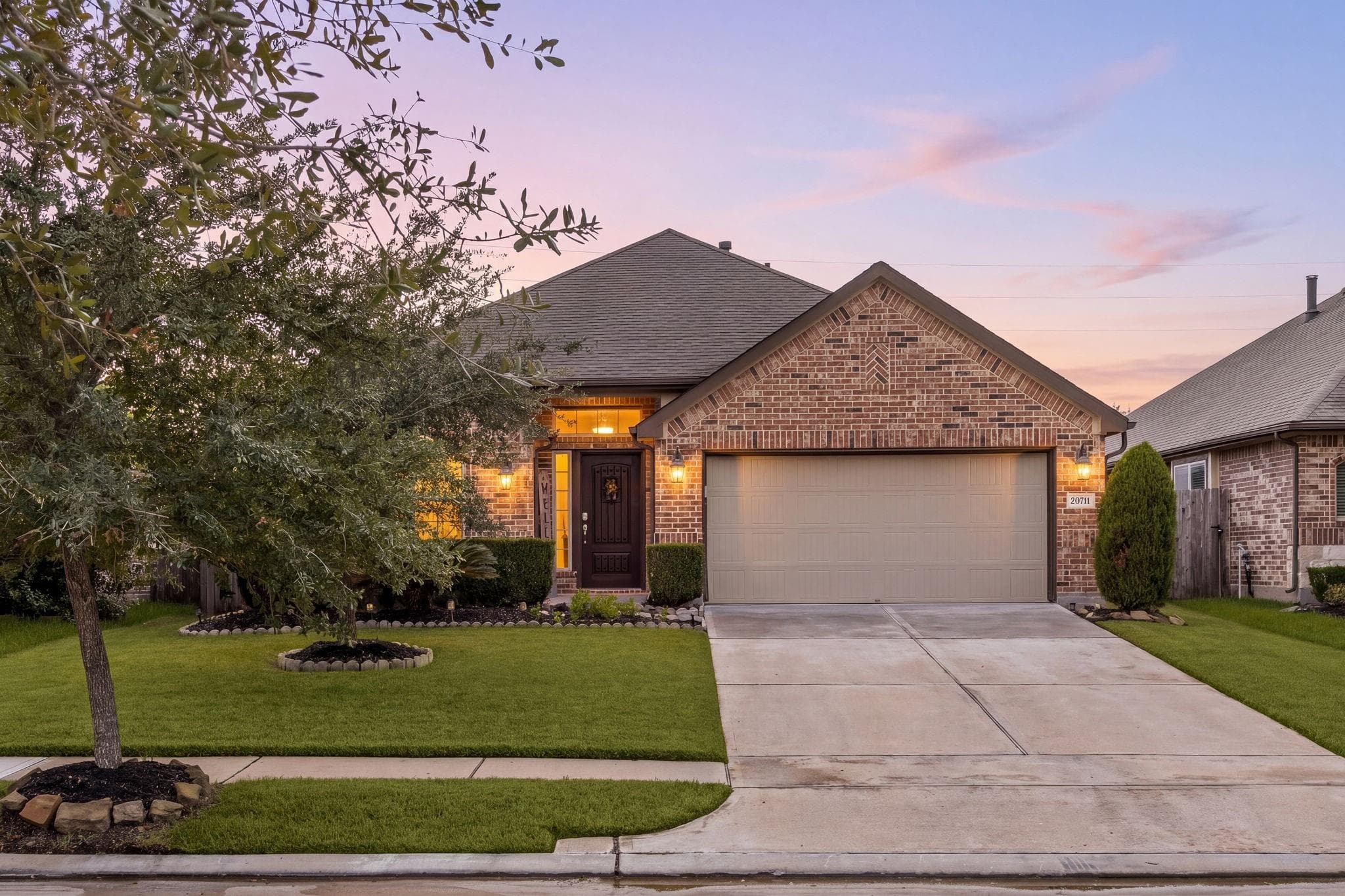 20711 Cactus Lake Lane
